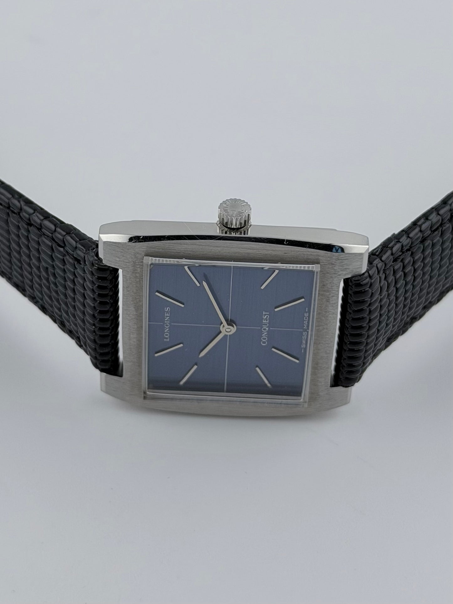 Longines Conquest Manual Wind L.847.3 - Blue Crosshair Dial