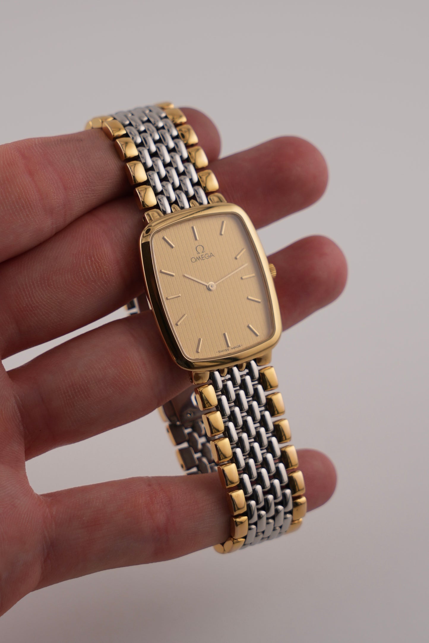Omega De Ville Tank Quartz 395.0876.2 - Original Bracelet