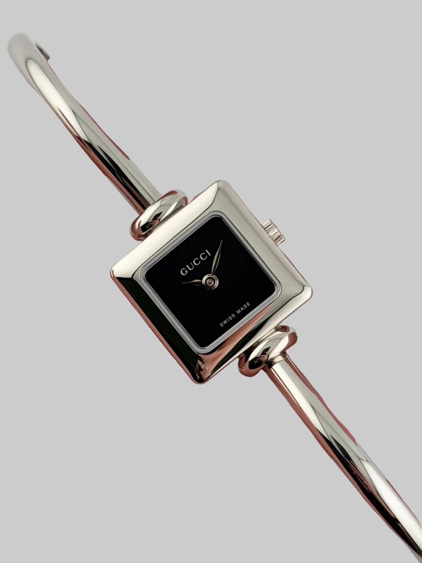 Gucci 1900L Quartz - Ladies - Mint condition - Boxed