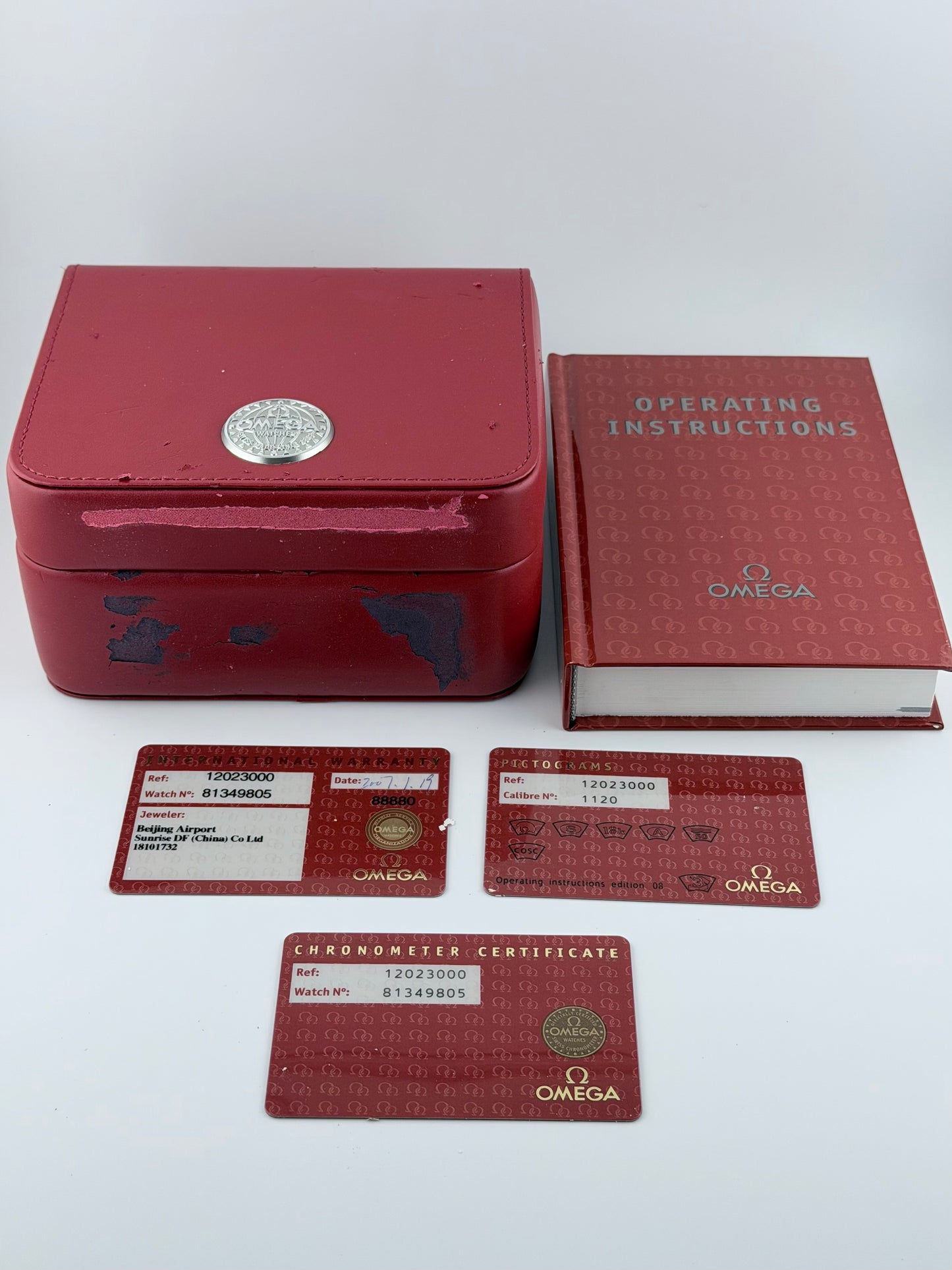 Omega Constellation Automatic Date 1202.30.00 - Box and Papers!