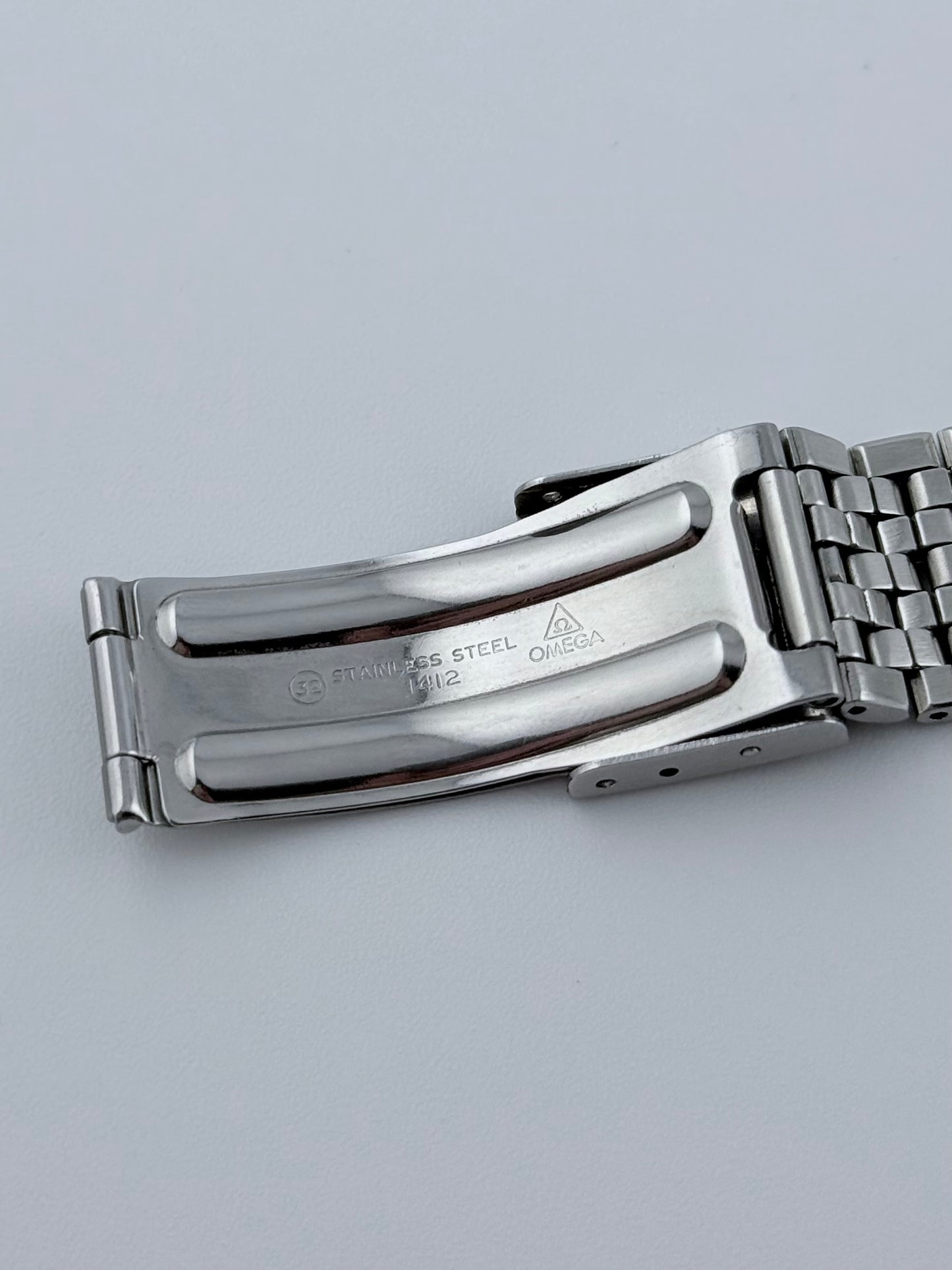 Omega Seamaster Quartz Date 196.0251