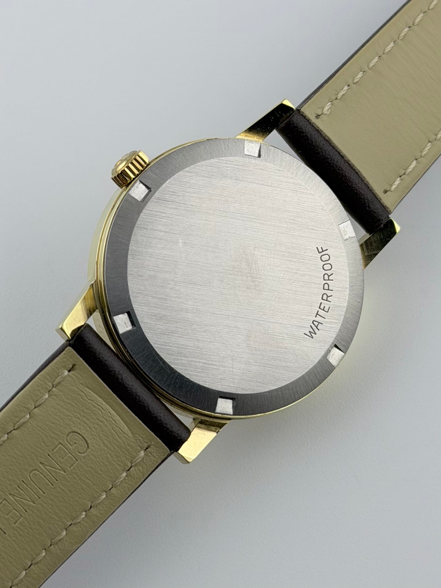 Omega Geneve Manual Wind - 136.070 - Rare Shantung Dial