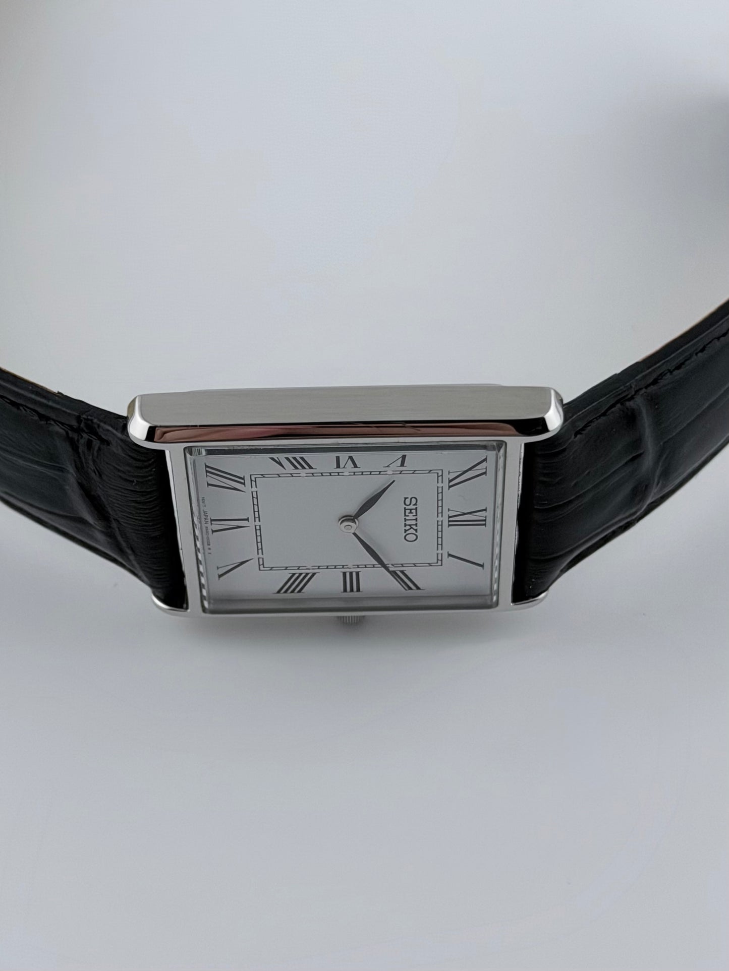 Seiko Tank Quartz Box and Papers! - 4N30-00G0