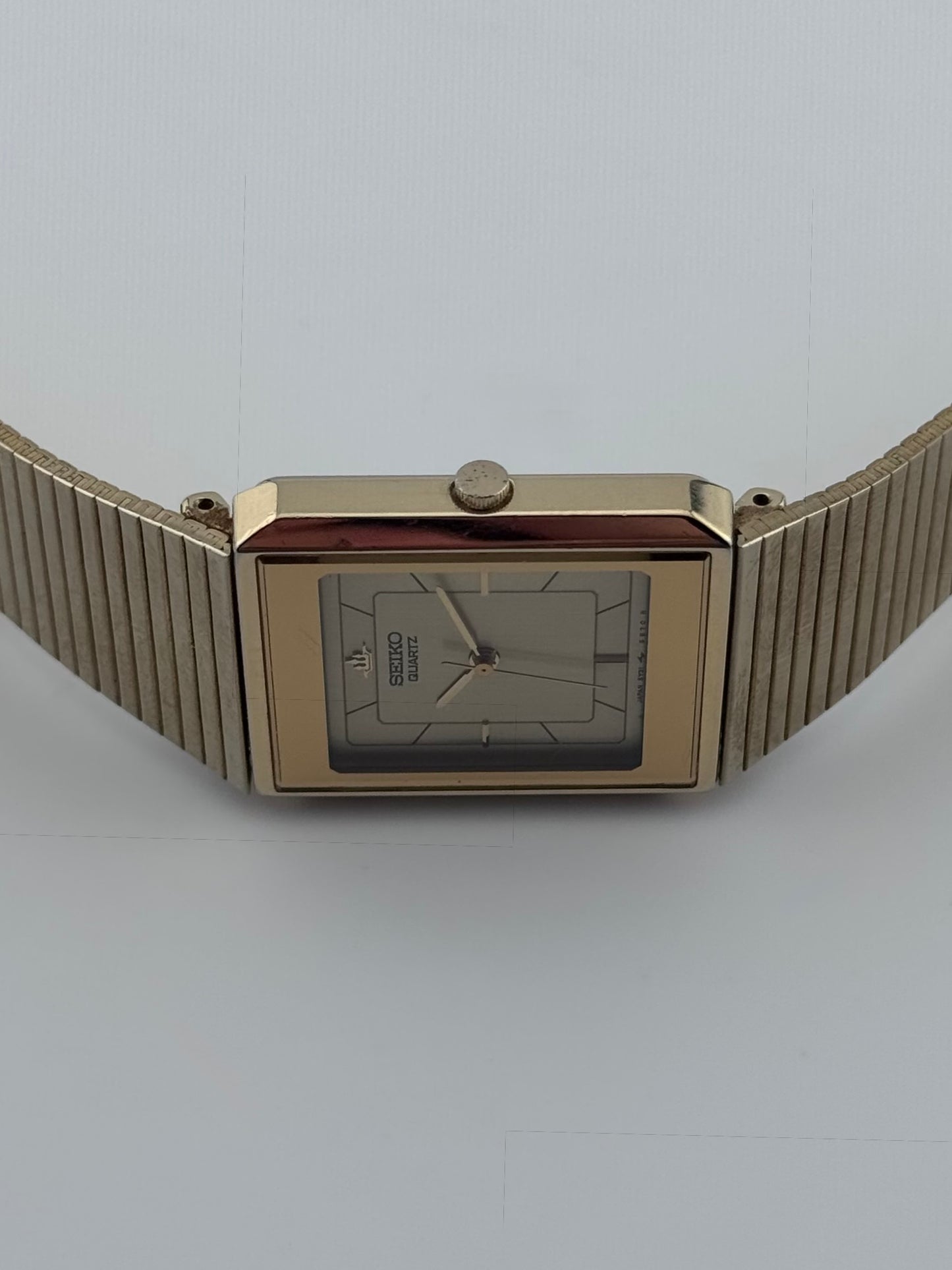 Seiko Tank Quartz 5Y31-5A60