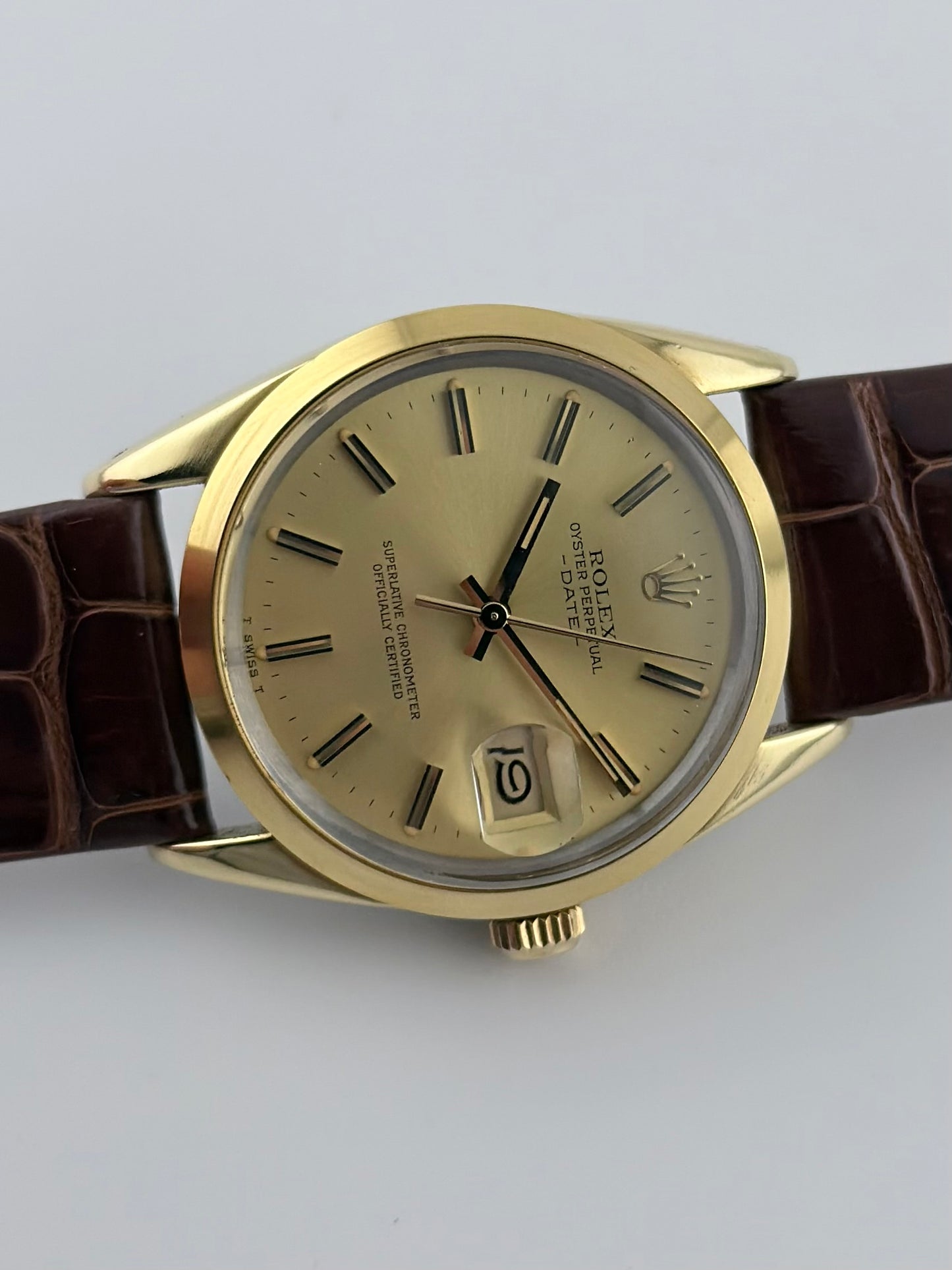 Rolex Oyster Perpetual Date Automatic - 15505