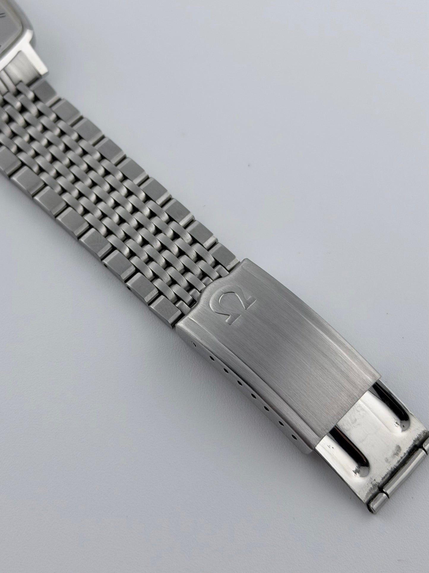 Omega Geneve Automatic Date 162.0060 - Box and Papers