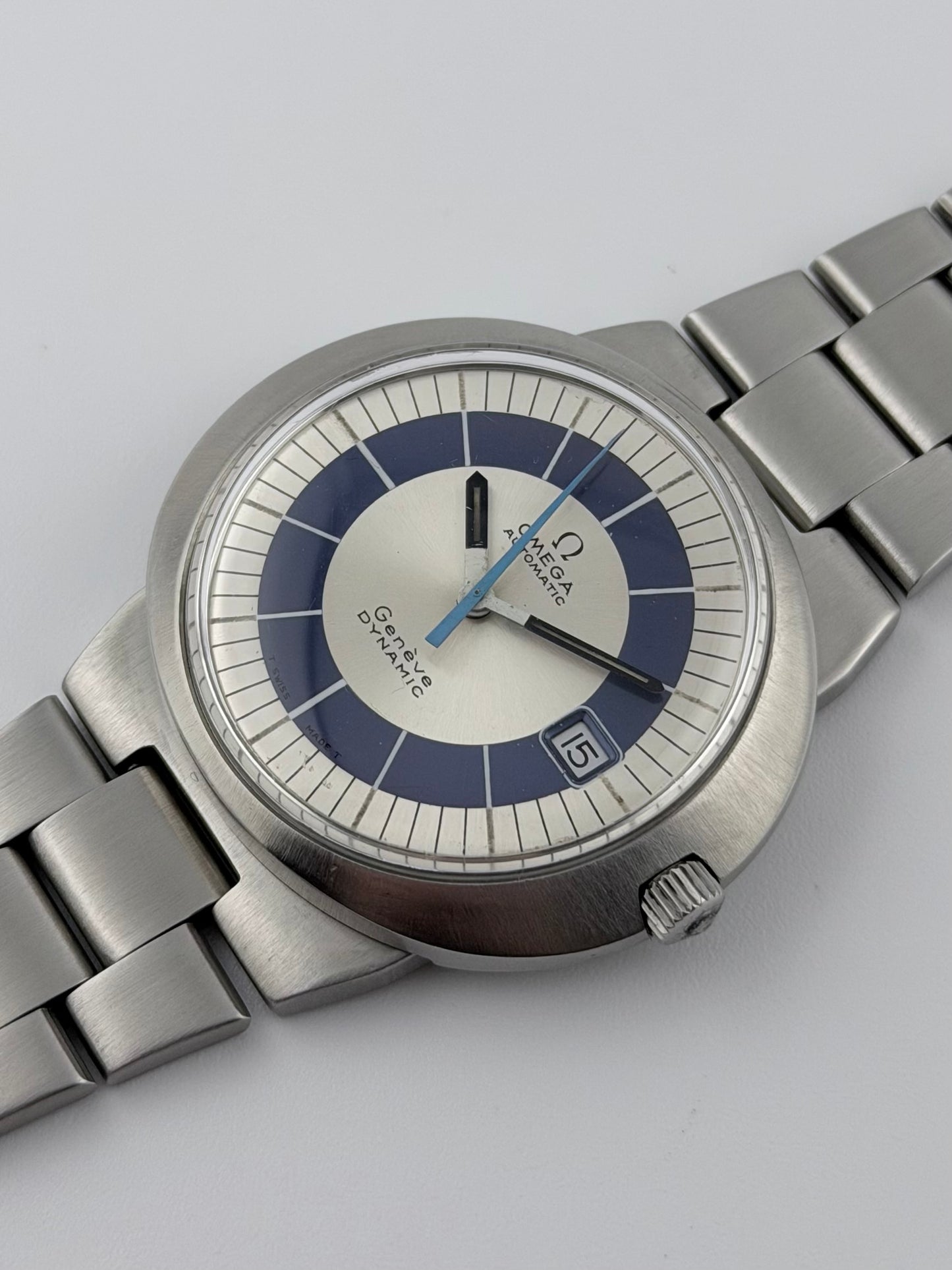 Omega Geneve Dynamic Automatic Date 166.039