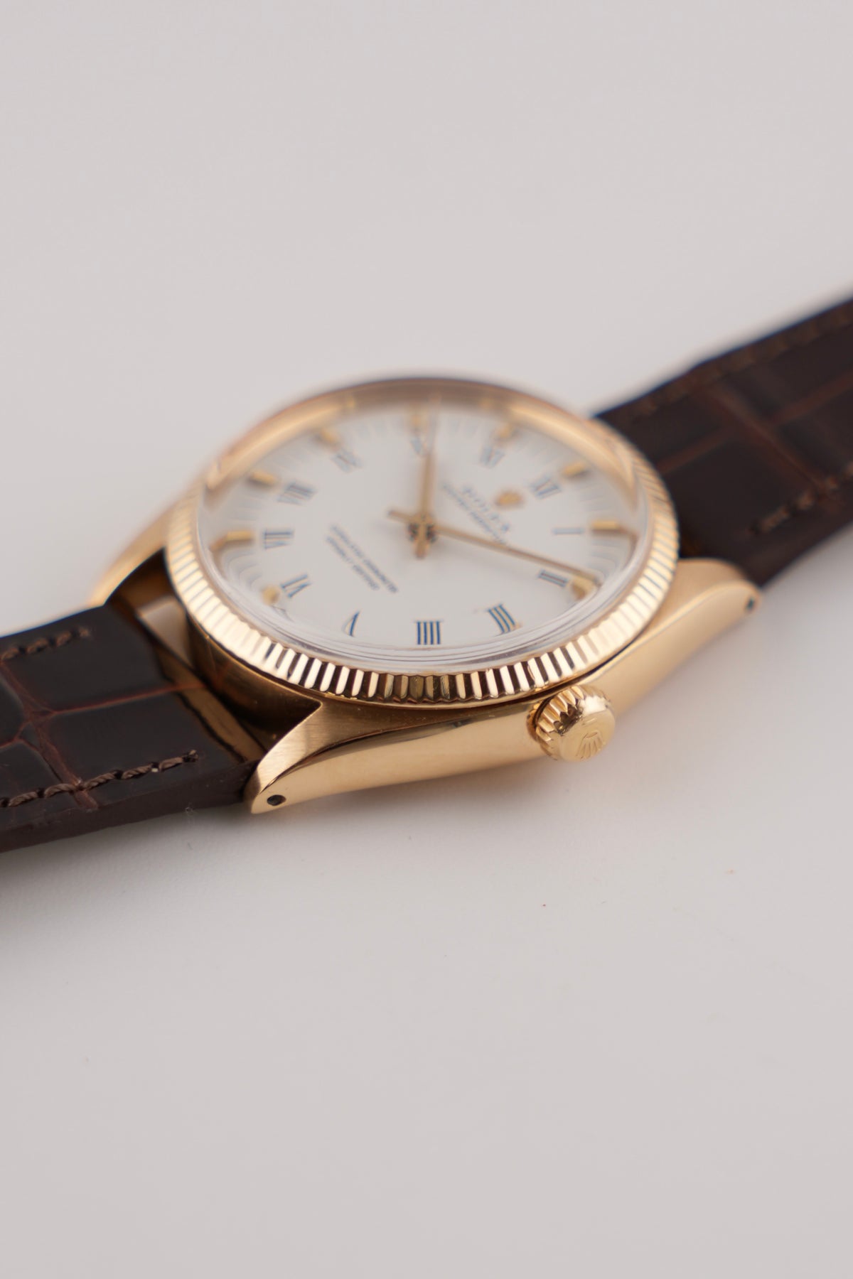 Rolex Oyster Perpetual Automatic - 1005 - 18k Gold - Box and Papers
