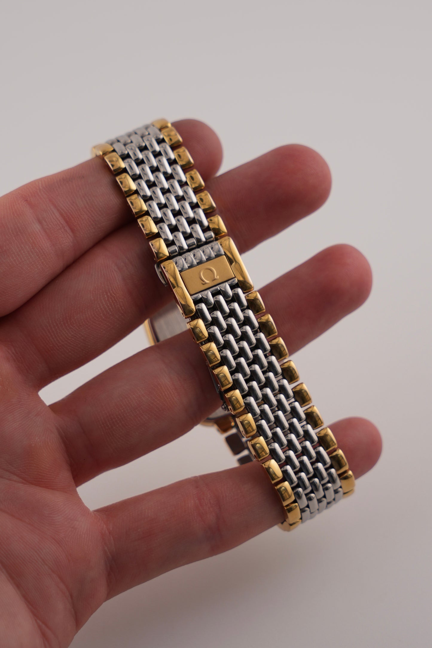 Omega De Ville Tank Quartz 395.0876.2 - Original Bracelet