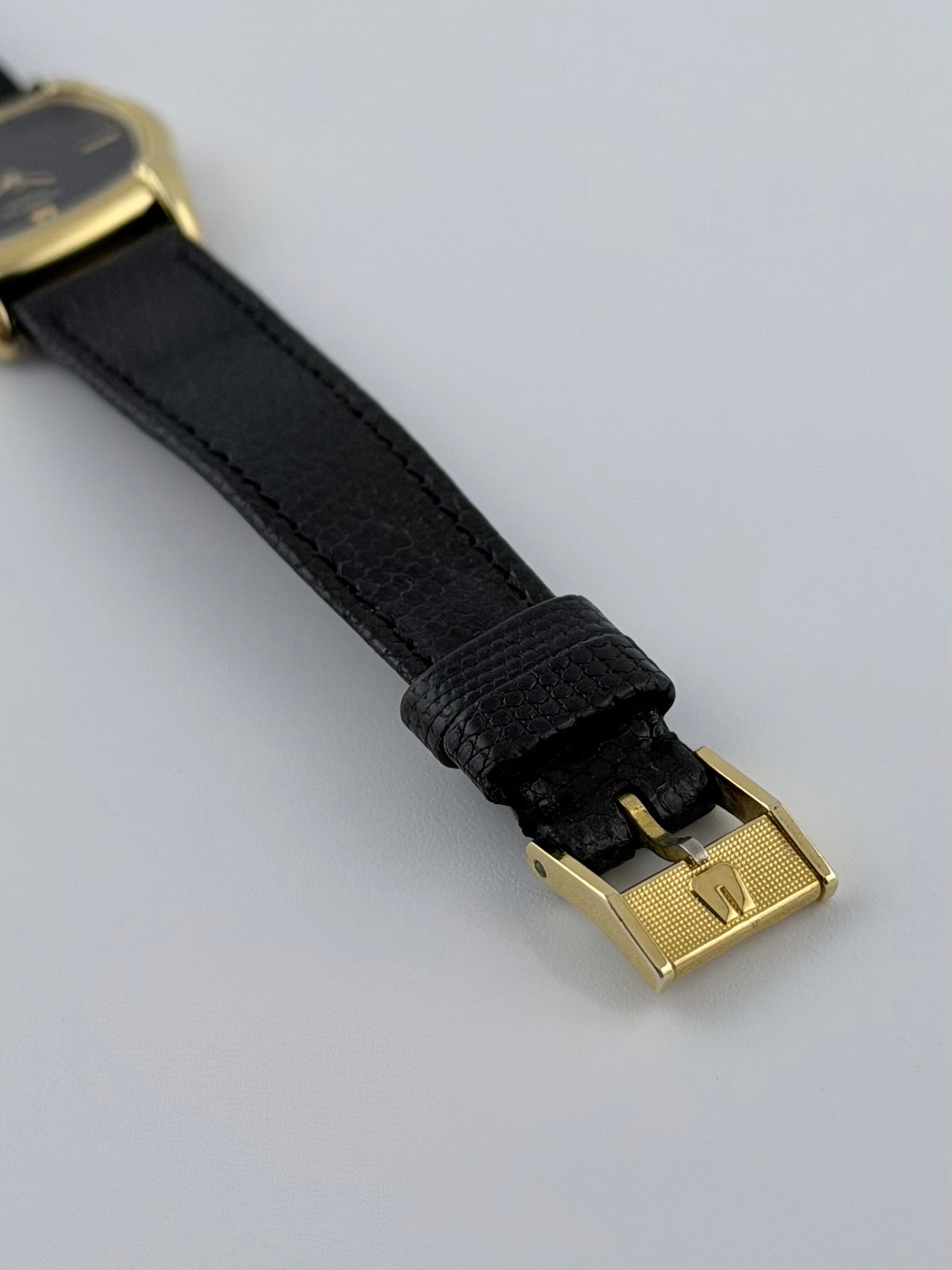 Universal Geneve 511624 - Ladies