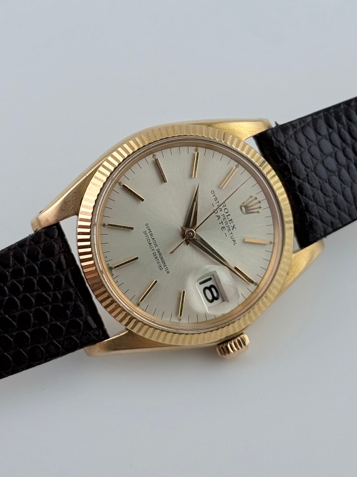 Rolex Oyster Perpetual Date Automatic - 1503 - Solid 18ct Rose Gold