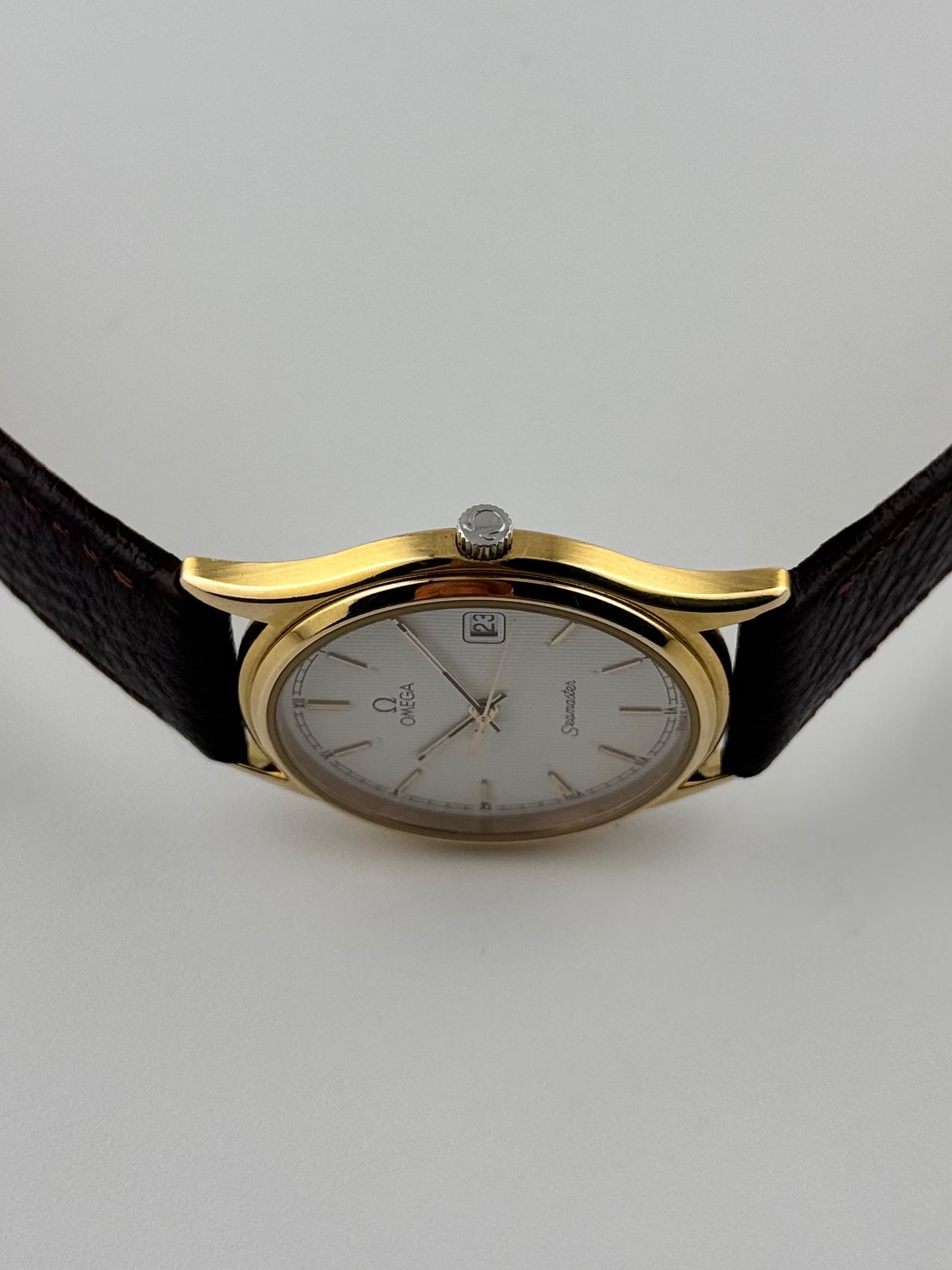 Omega Seamaster Quartz 196.0251 Linen-stripe Dial