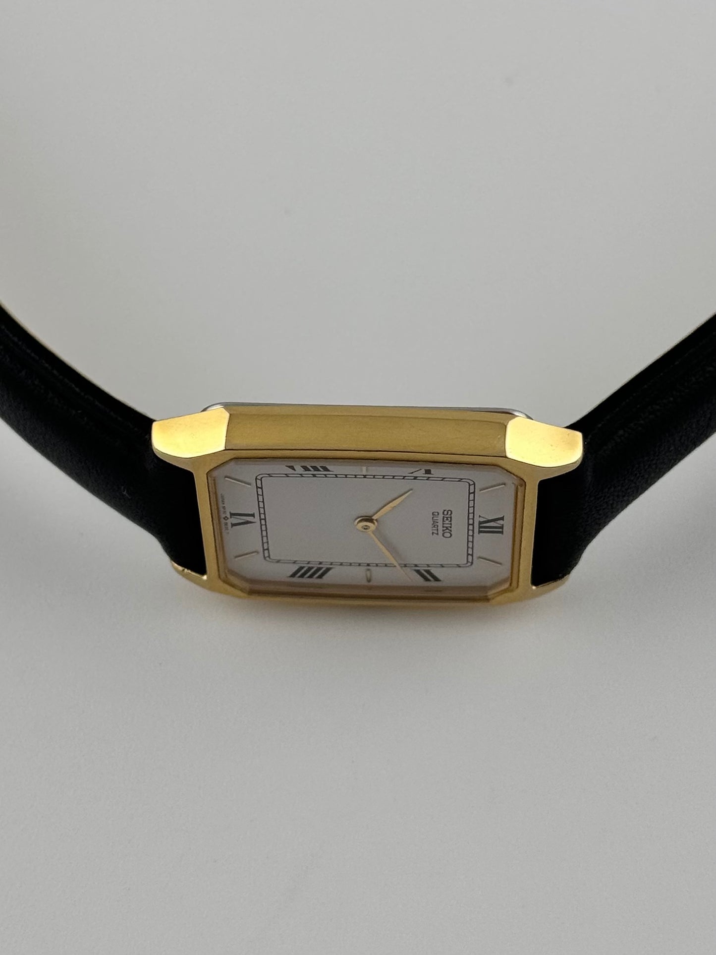 Seiko Tank Quartz - 5P30-5D30
