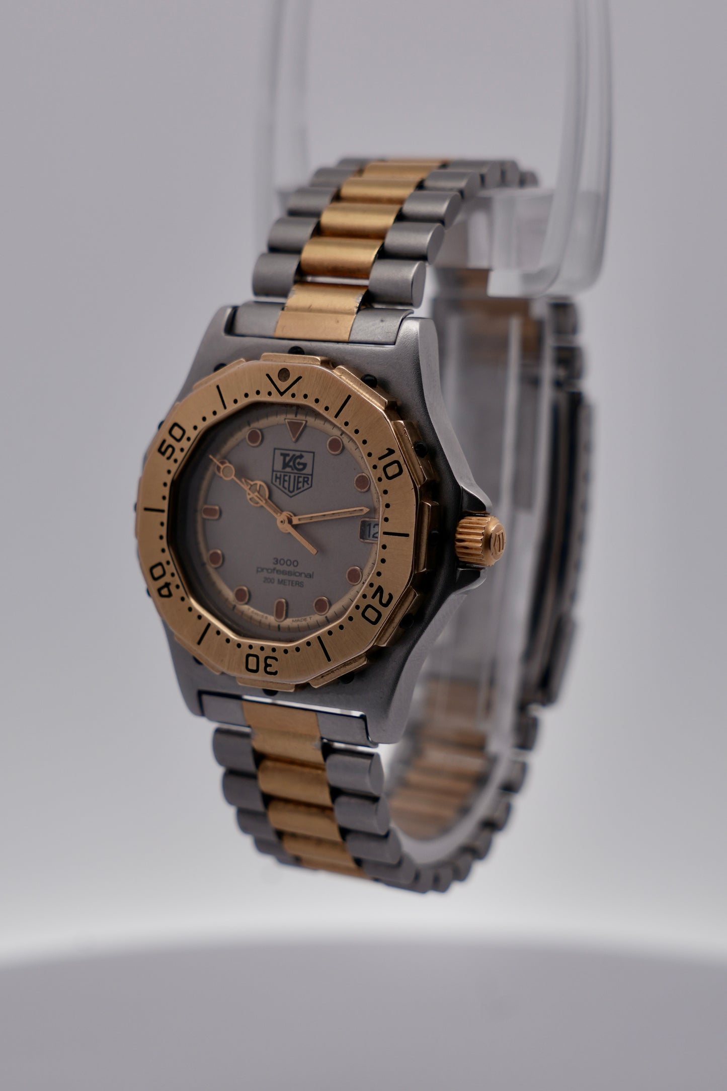 TAG Heuer Professional 3000 Quartz Date - 934.213 - Two-tone