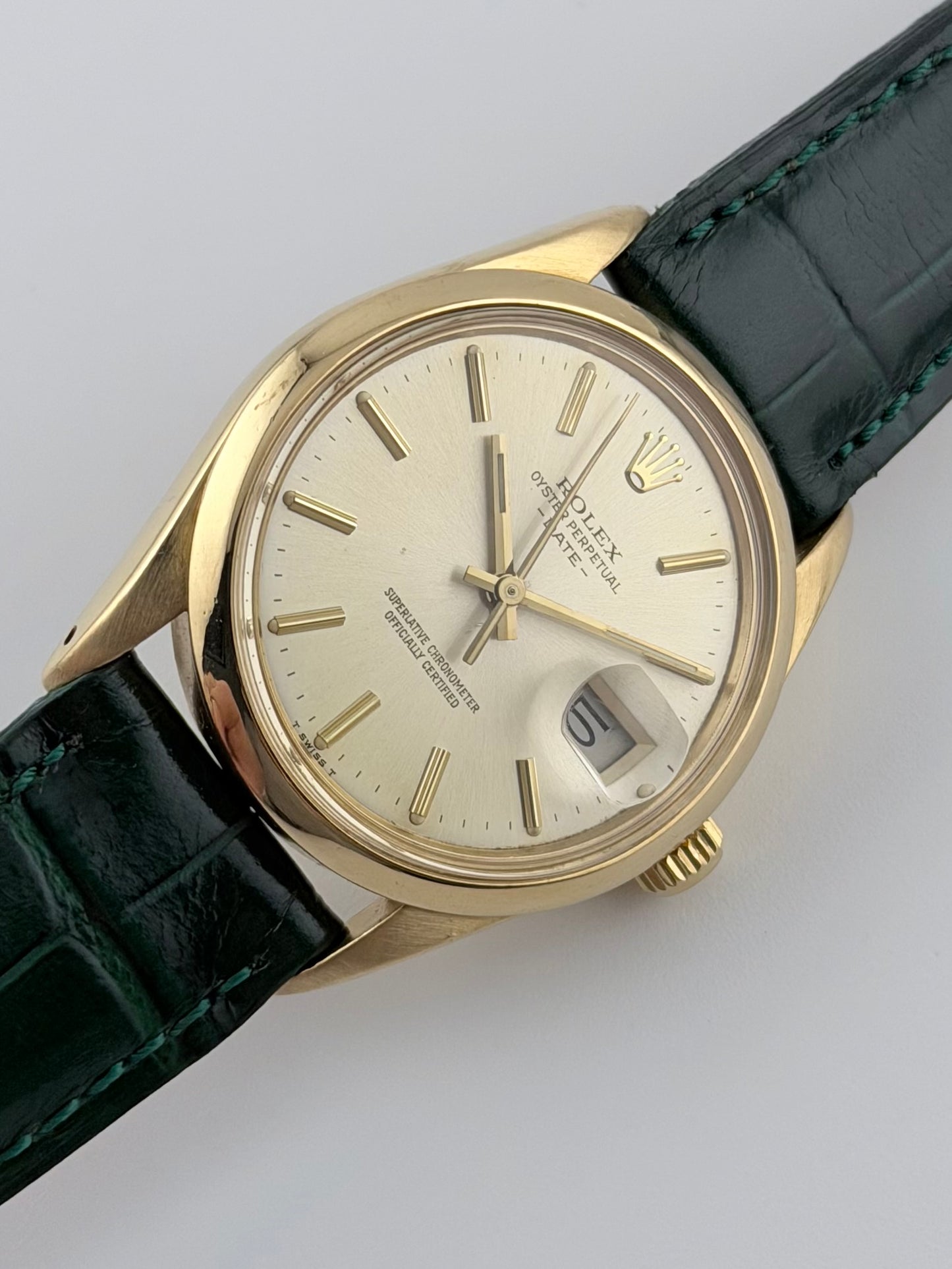 Rolex Oyster Perpetual Date Automatic - 1500/8 18kt Gold