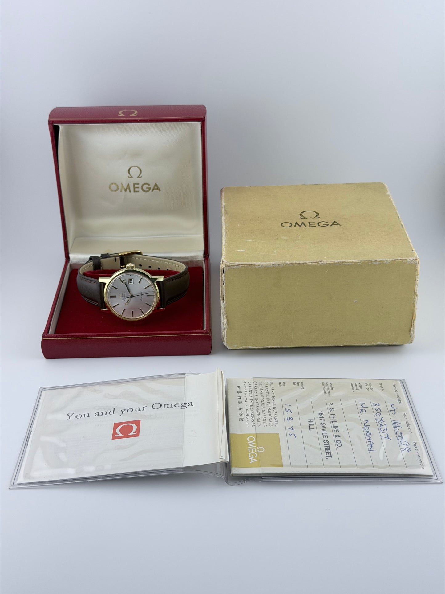 Omega Geneve Automatic Date 166.0098 - Box and Papers.