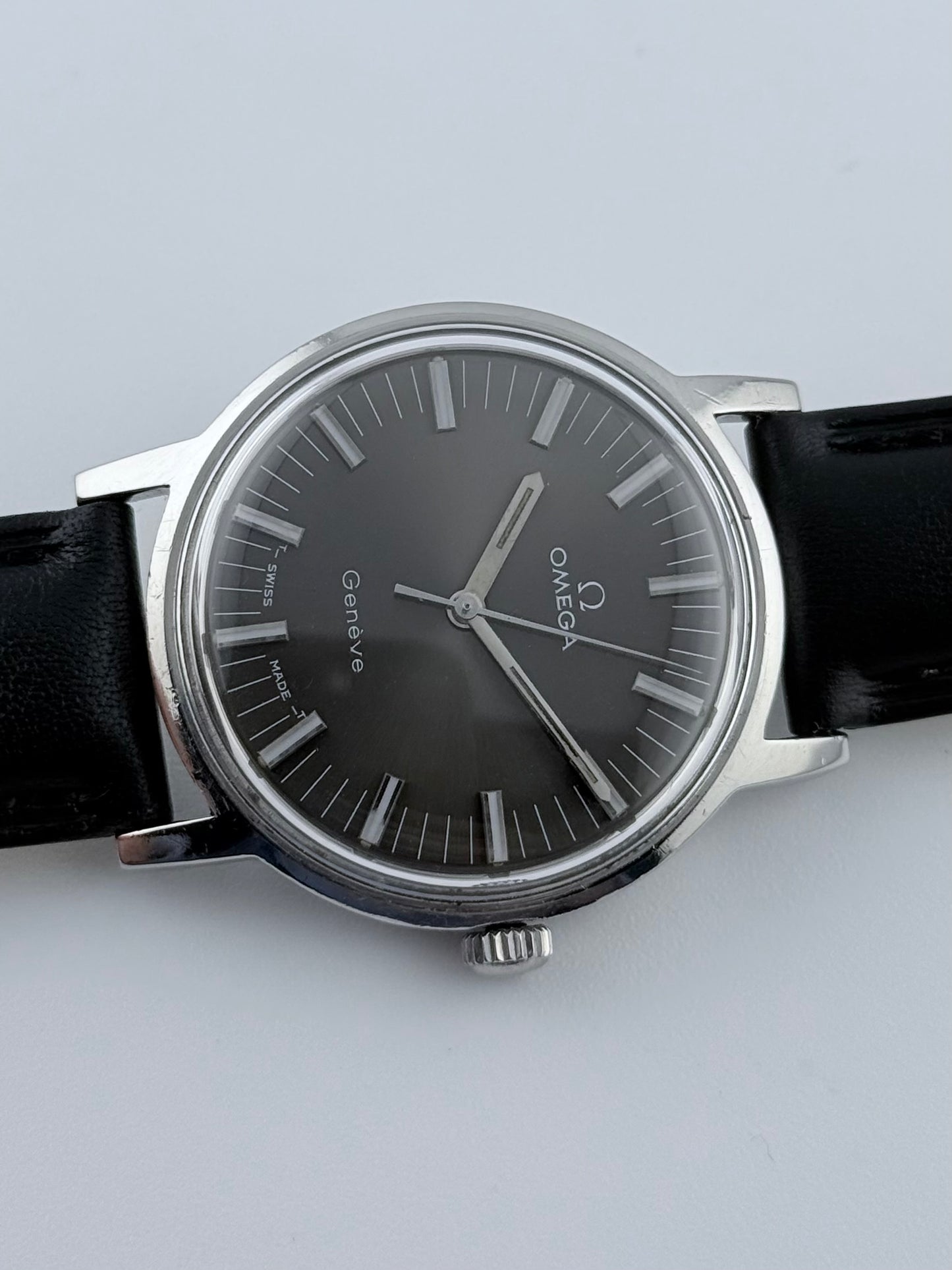 Omega Geneve Manual Wind 135.070 - Rare Slate Grey Dial