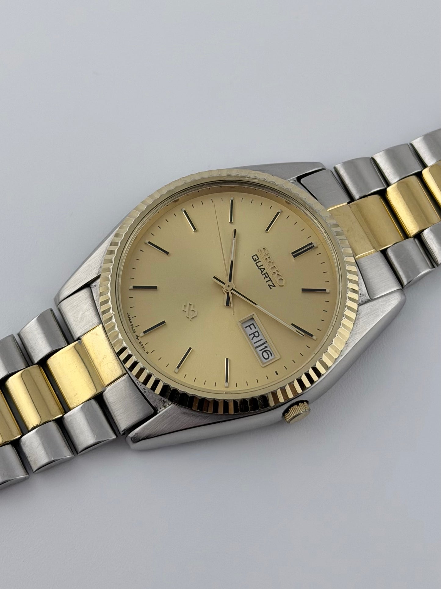 Seiko SQ Quartz Day-Date - 5H23-8020