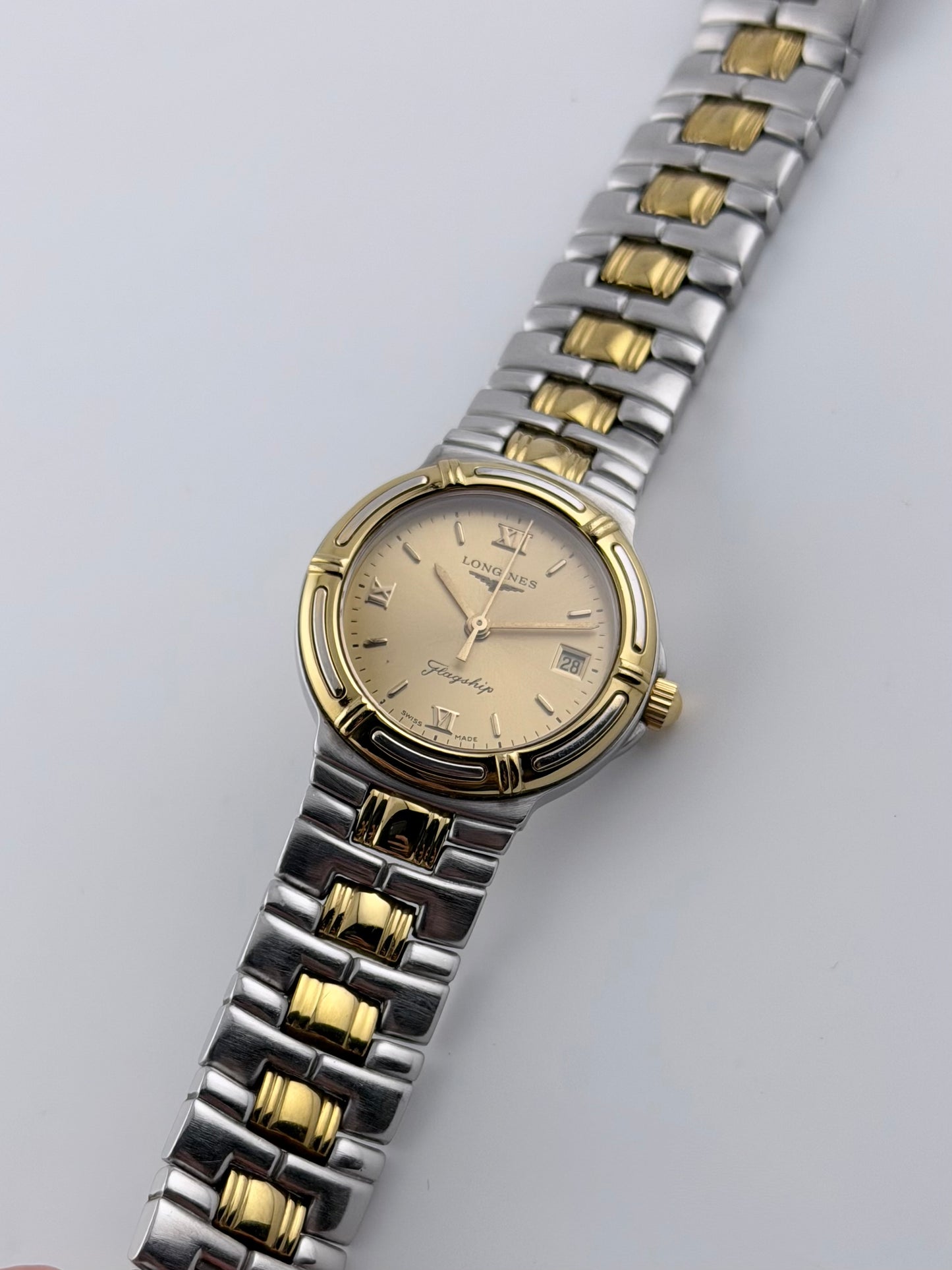 Longines Quartz Date - L5.151.3 - Ladies - with Booklets