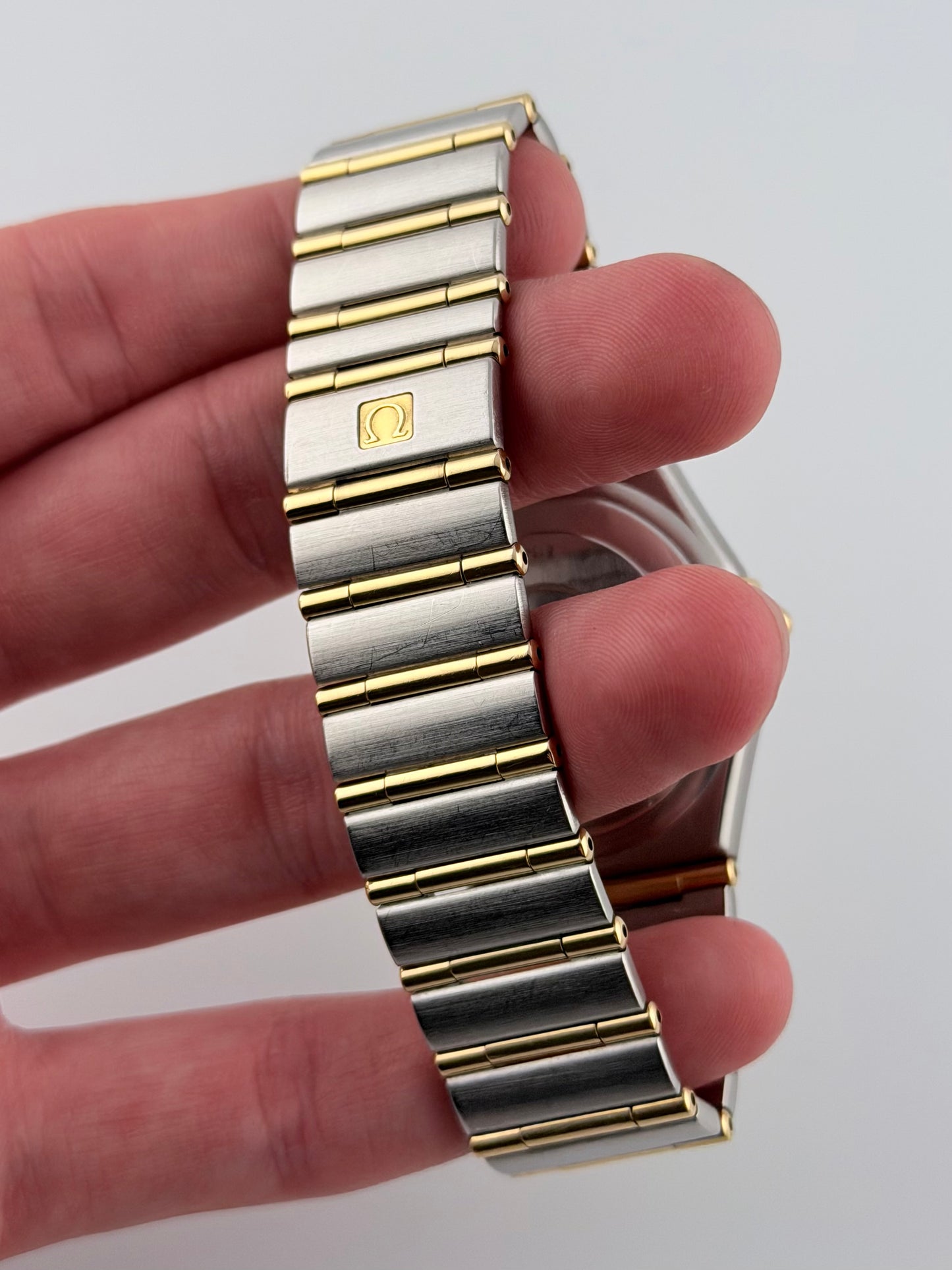 Omega Constellation Automatic Date 1202.30.00 - Box and Papers!