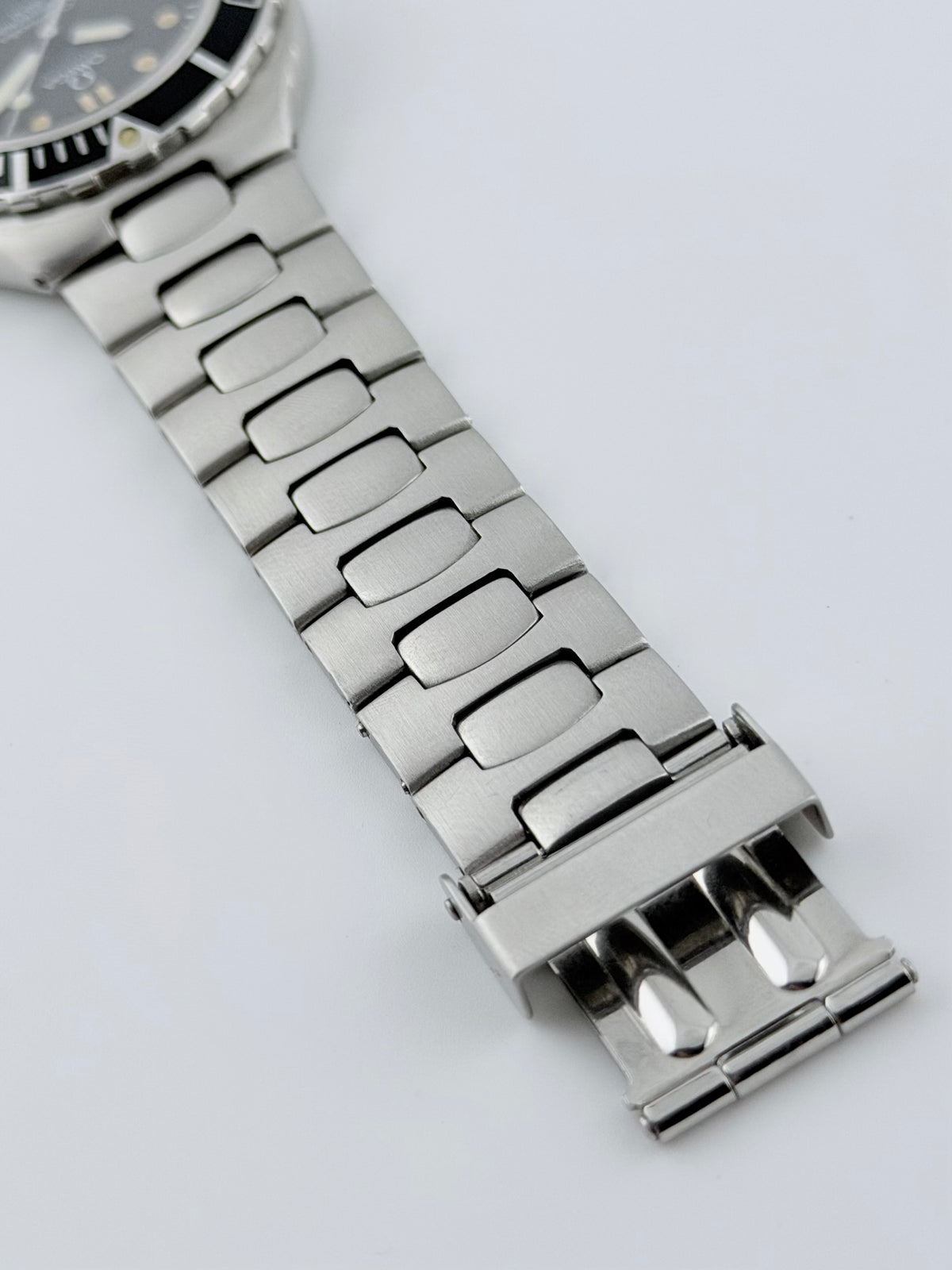 Omega Seamaster 200 Quartz Pre Bond - 396.1062 - 40mm Size