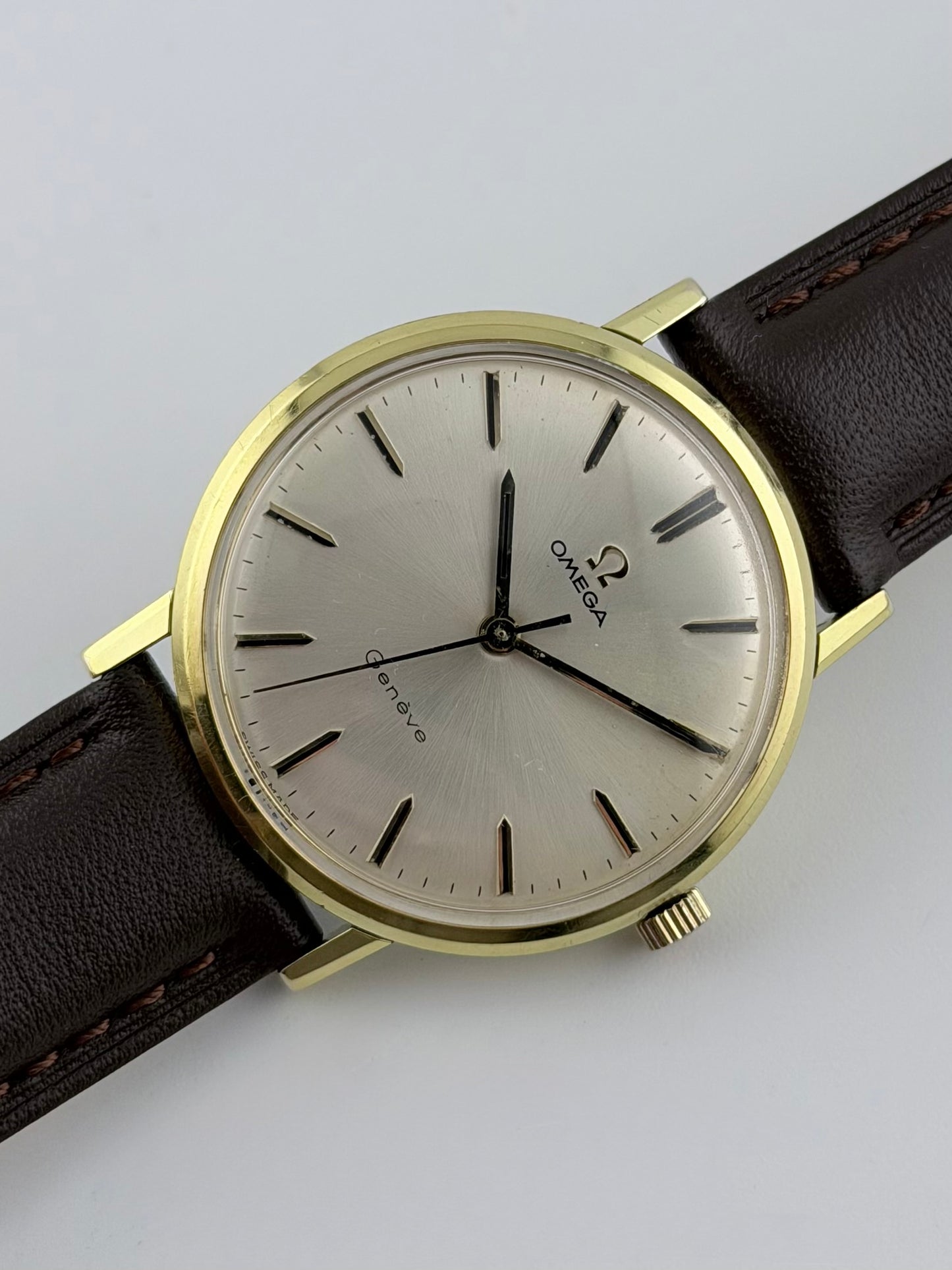 Omega Geneve Manual Wind 131.019 - Complete Set! - Box, Wallet, Papers