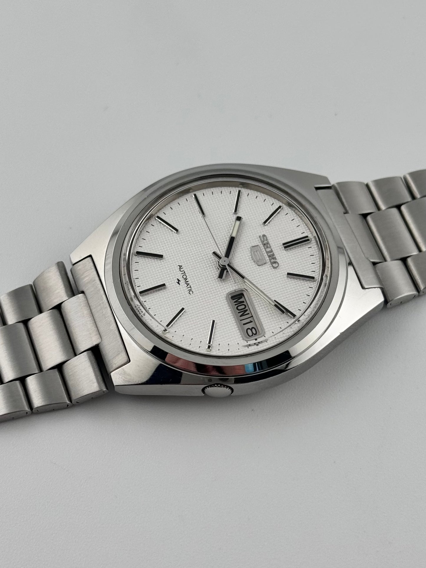 Seiko 5 Automatic 7009-8750