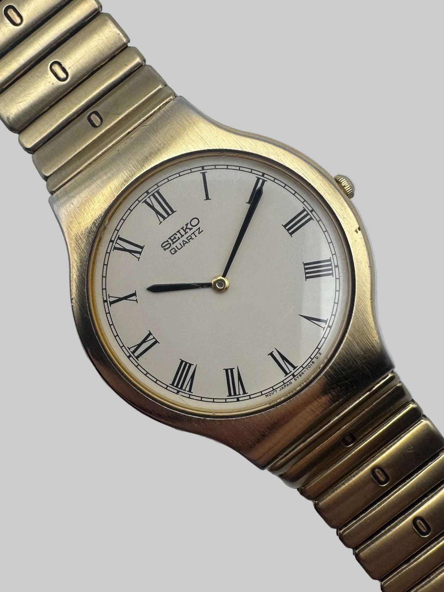 Seiko Quartz Date Dress Watch - 5Y94-7010