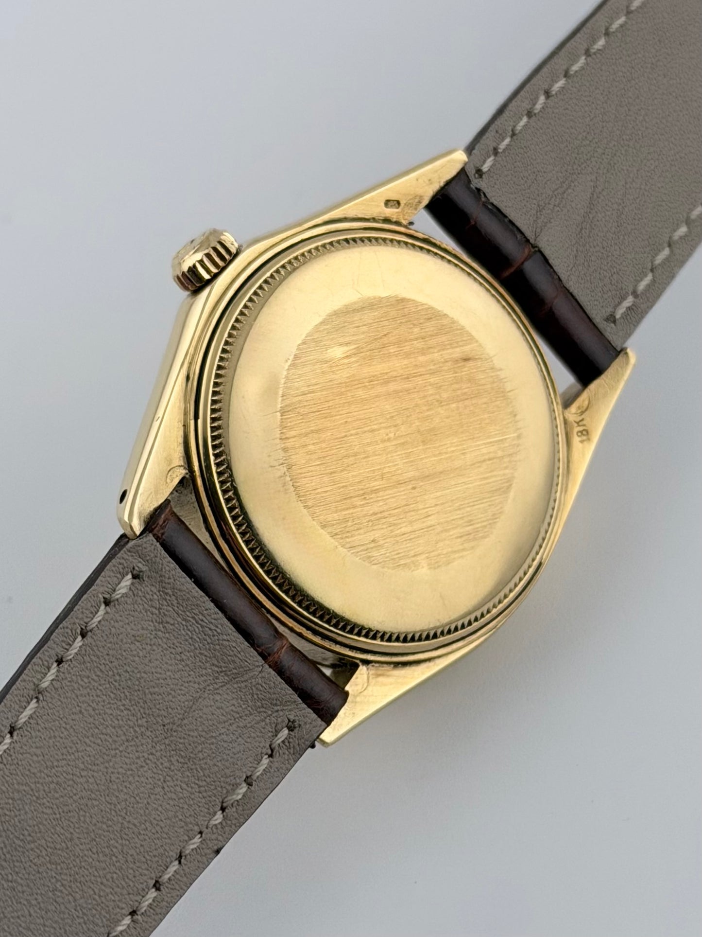 Rolex Oyster Perpetual Date Automatic - 1503 - Solid 18kt Gold