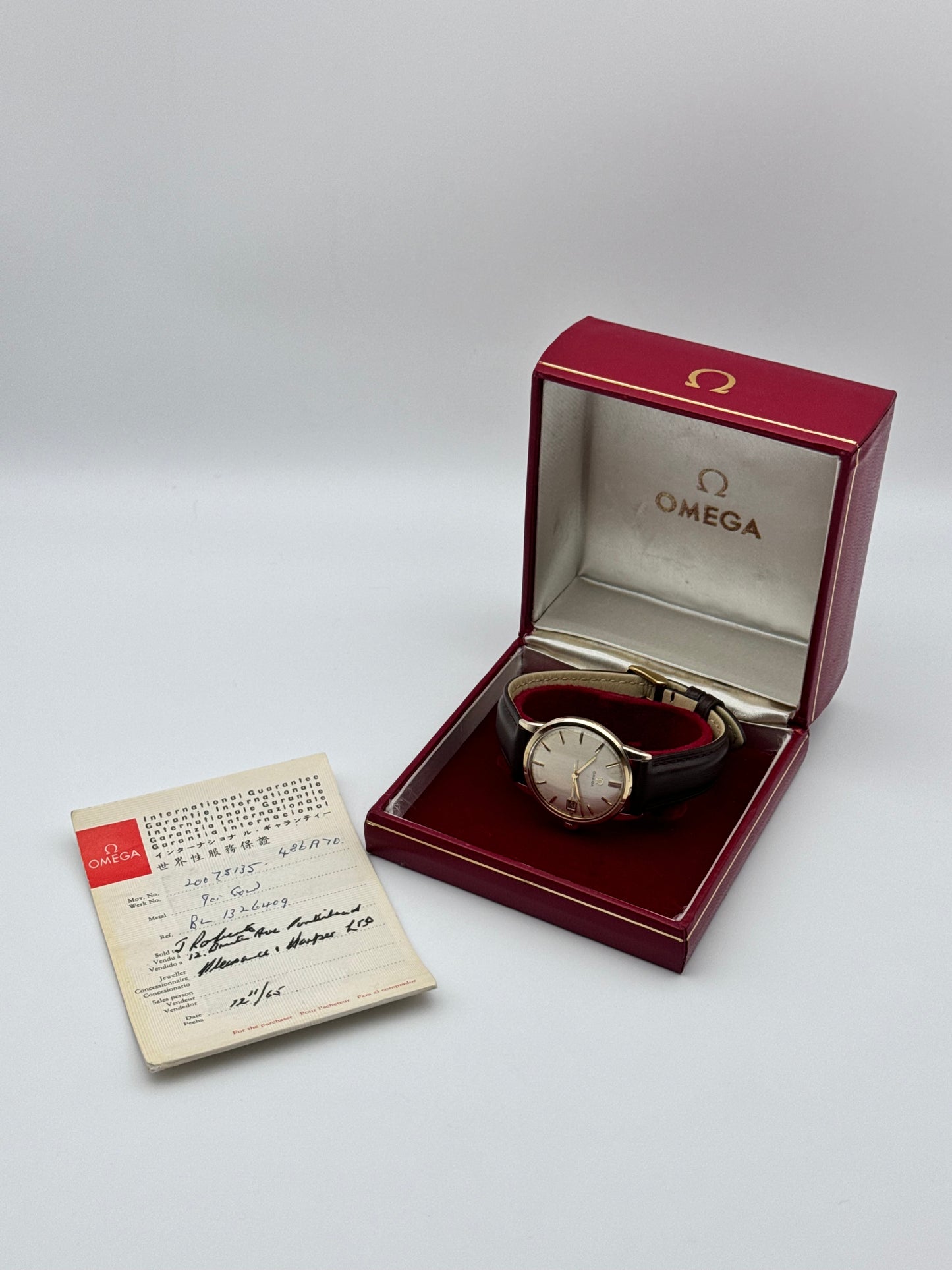 Omega Manual Wind 9ct Gold - 132.5409 - Box and Papers