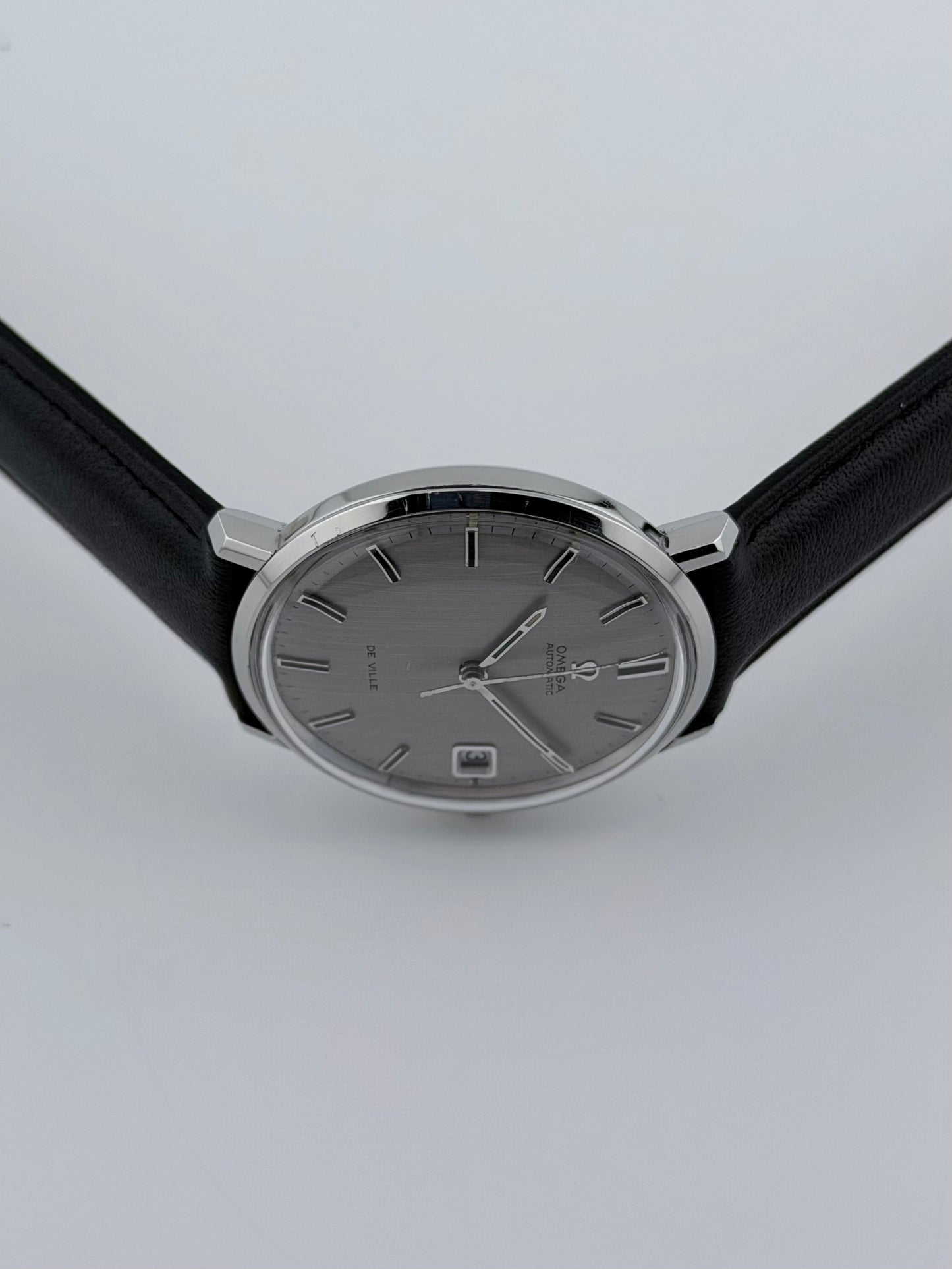 Omega De Ville Automatic Date 166.033