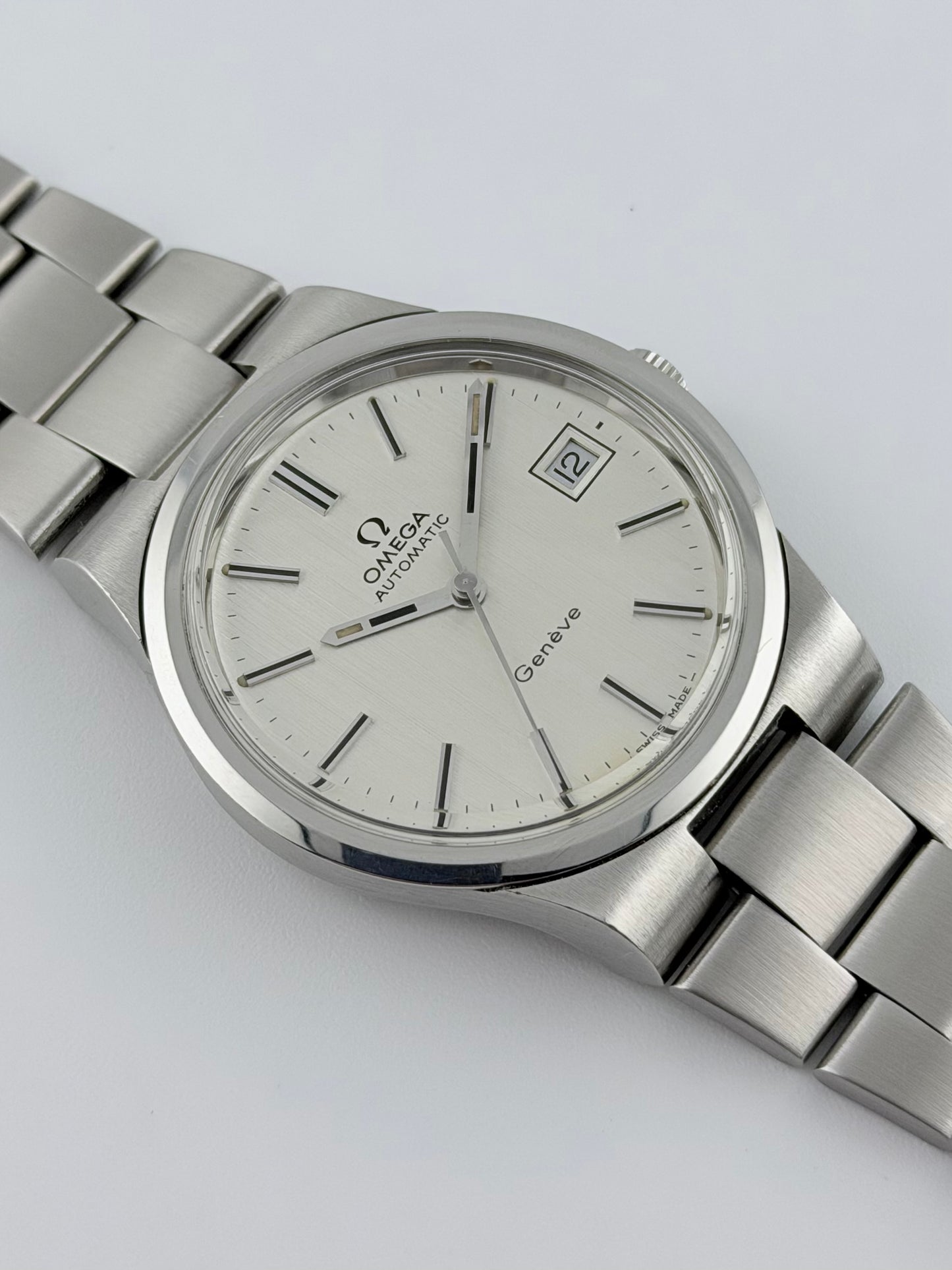 Omega Geneve Automatic Date 166.0173