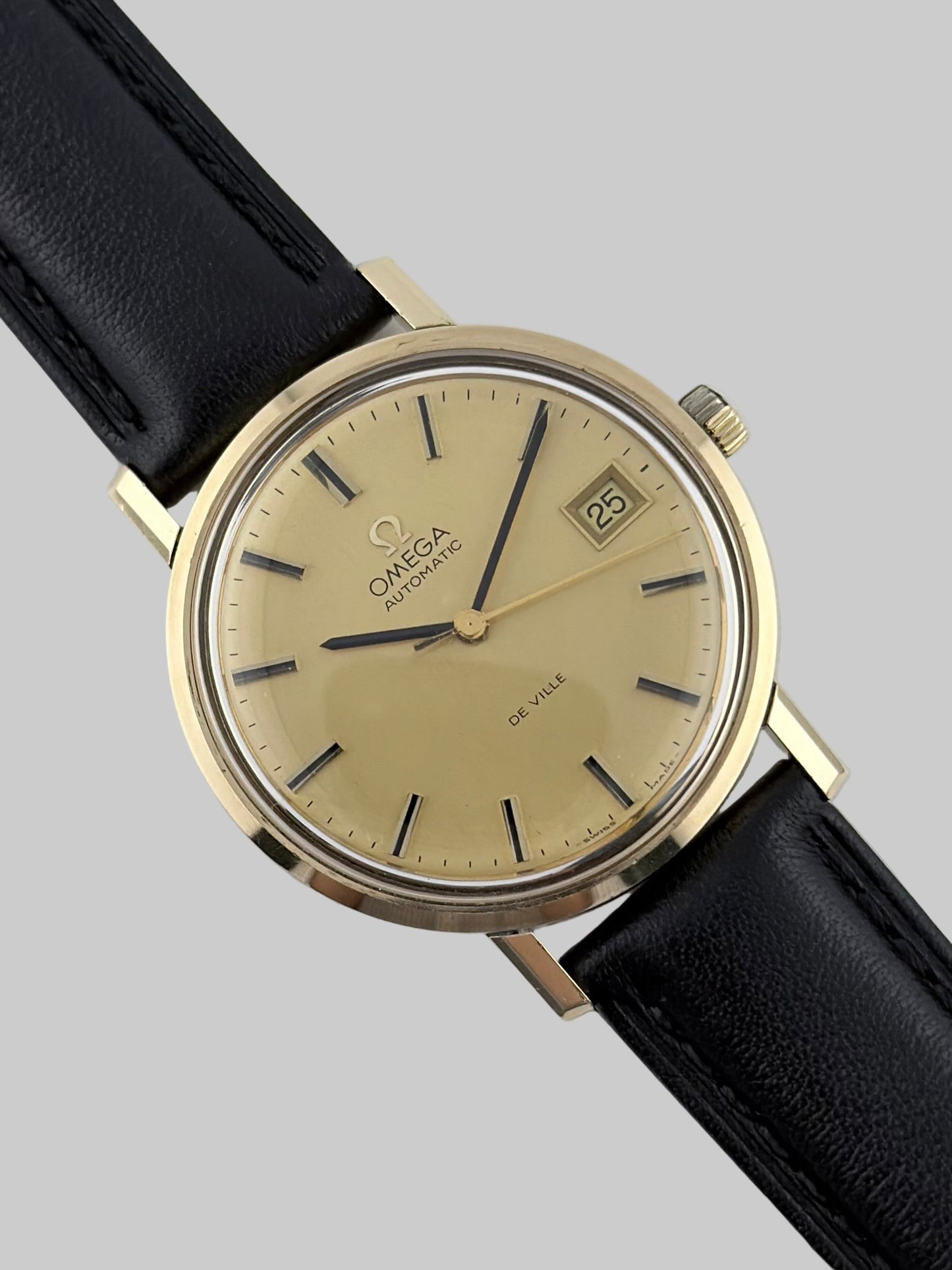 Omega De Ville Automatic Date 166.5161 - 9ct Solid Gold - Box and Papers!