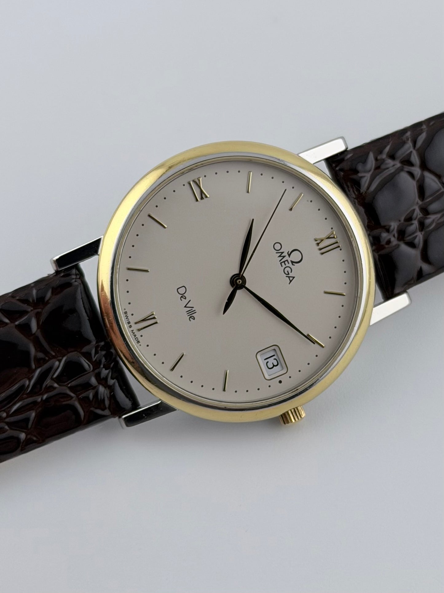 Omega De Ville Quartz - 18ct gold and steel - 196.2432