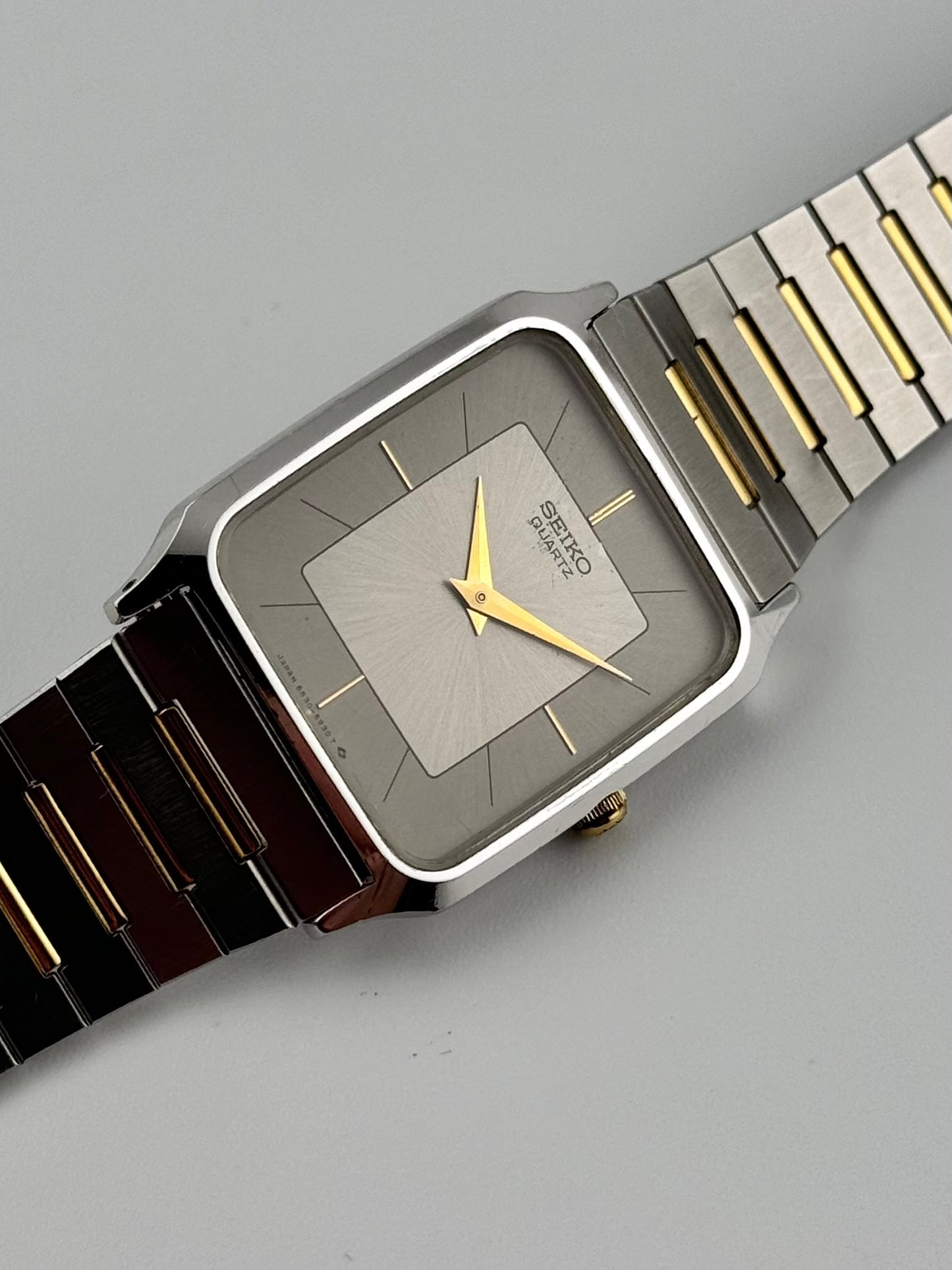 Seiko Tank Quartz 6530 - Rare Two Tone Sunburst Dial