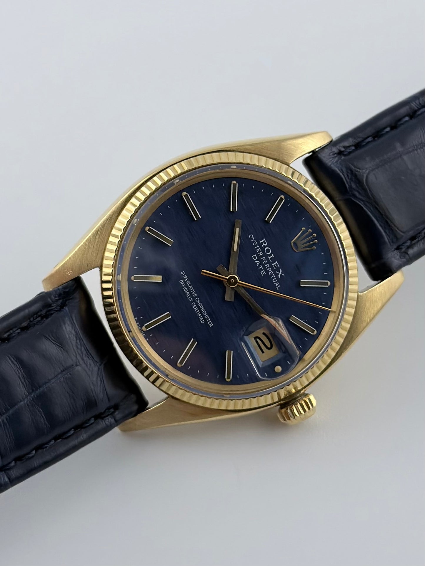 Rolex Oyster Perpetual Date Automatic - 1503 - Ultra Rare Blue Shantung Dial - Solid 18k Gold