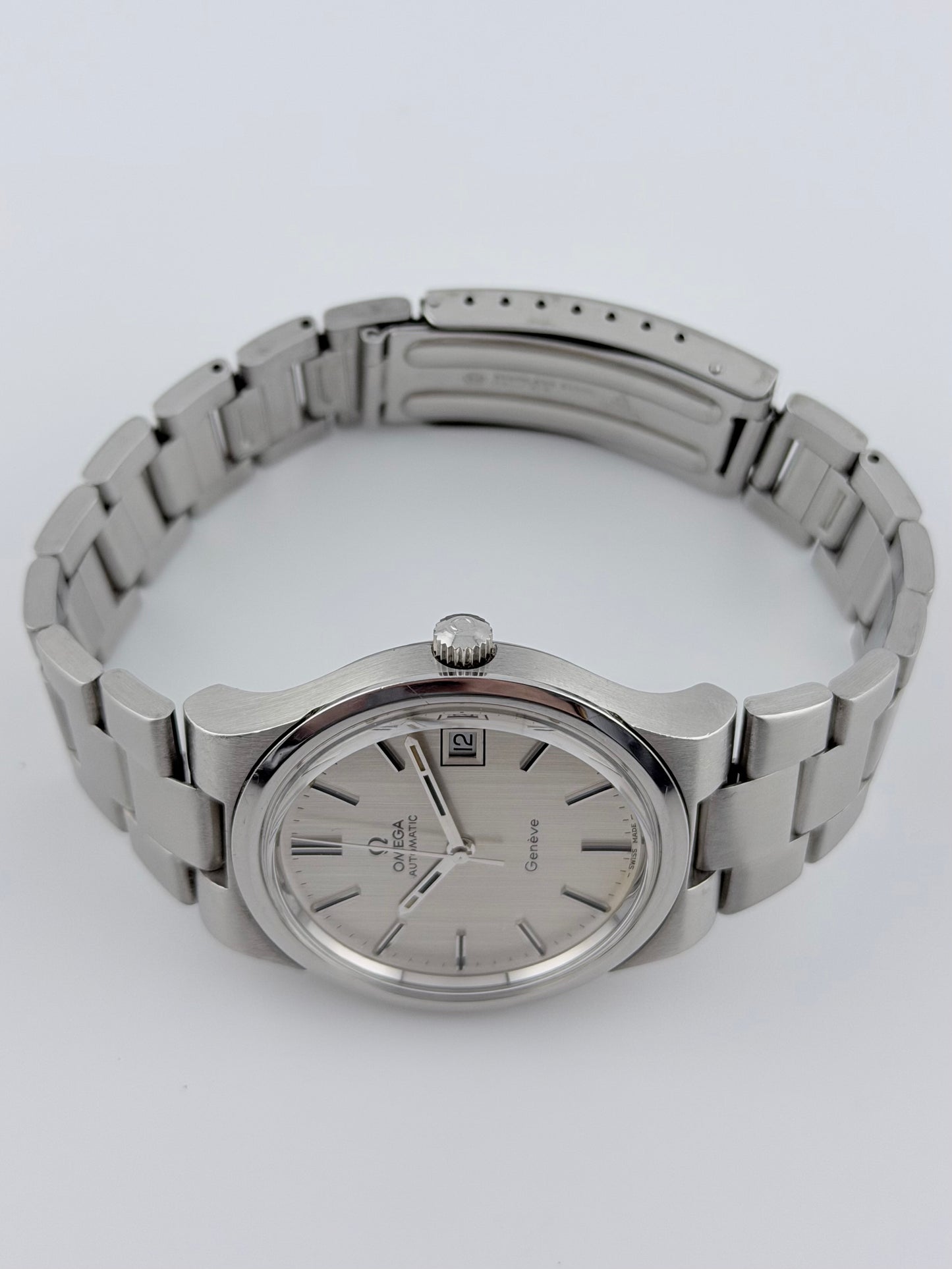 Omega Geneve Automatic Date 166.0173