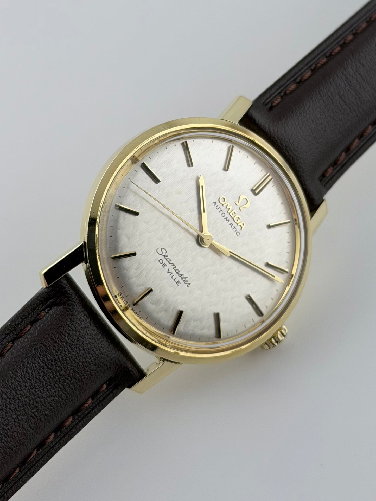 Omega Seamaster De Ville Automatic Fishscale Dial - 18ct Gold - 165.5020 - Box and Papers!