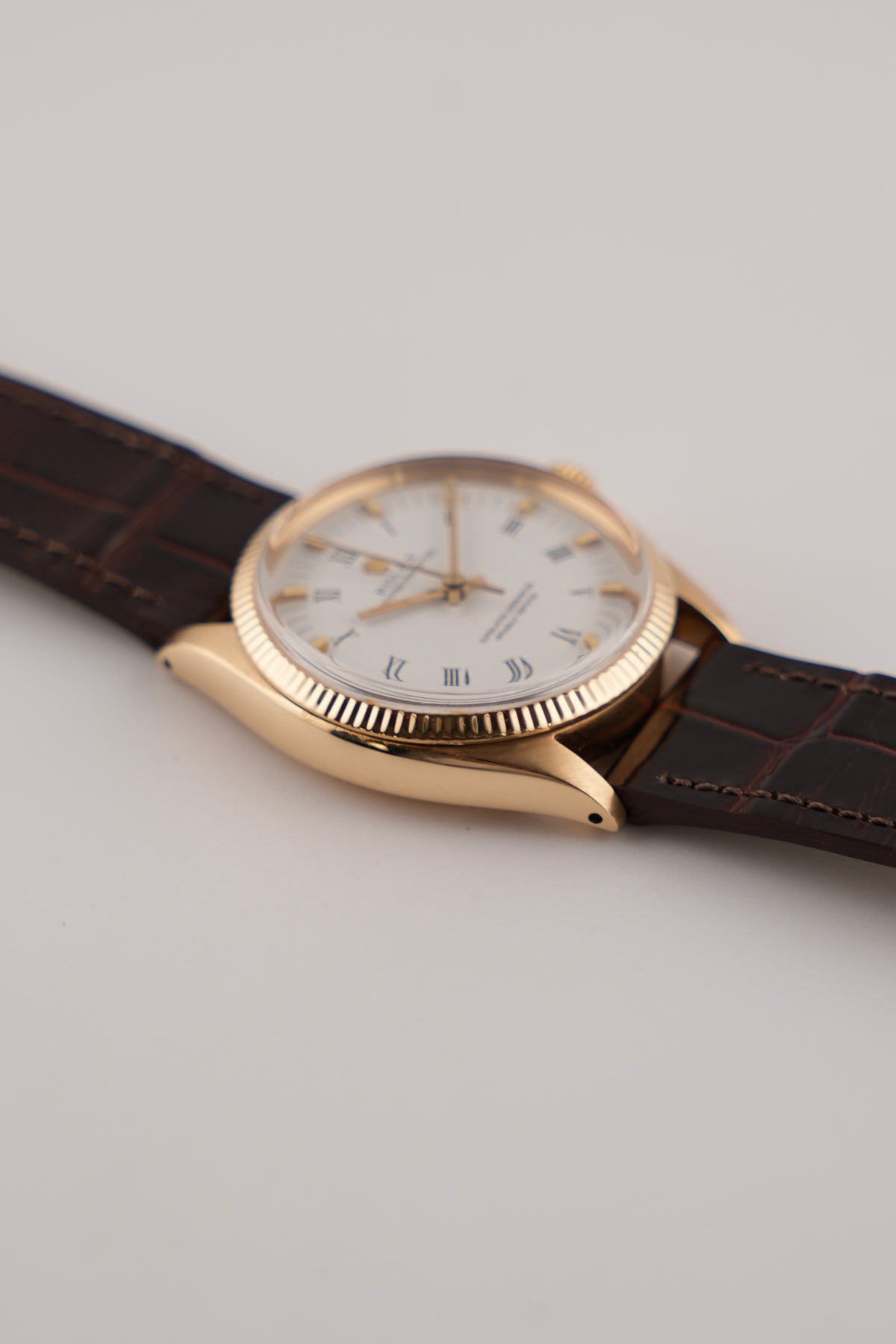 Rolex Oyster Perpetual Automatic - 1005 - 18k Gold - Box and Papers