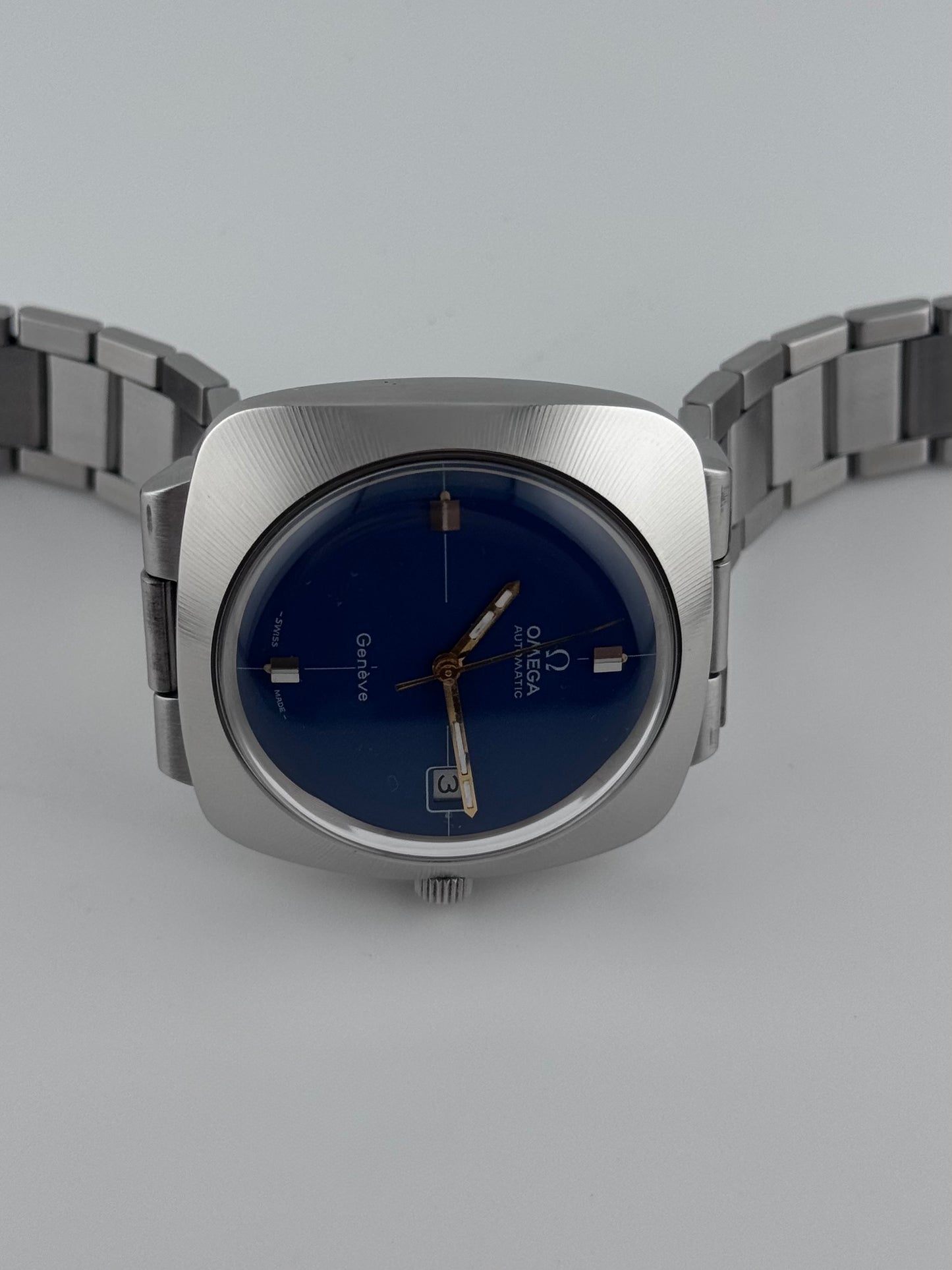 Omega Geneve Automatic Date 166.081 - Rare blue dial - Original Bracelet