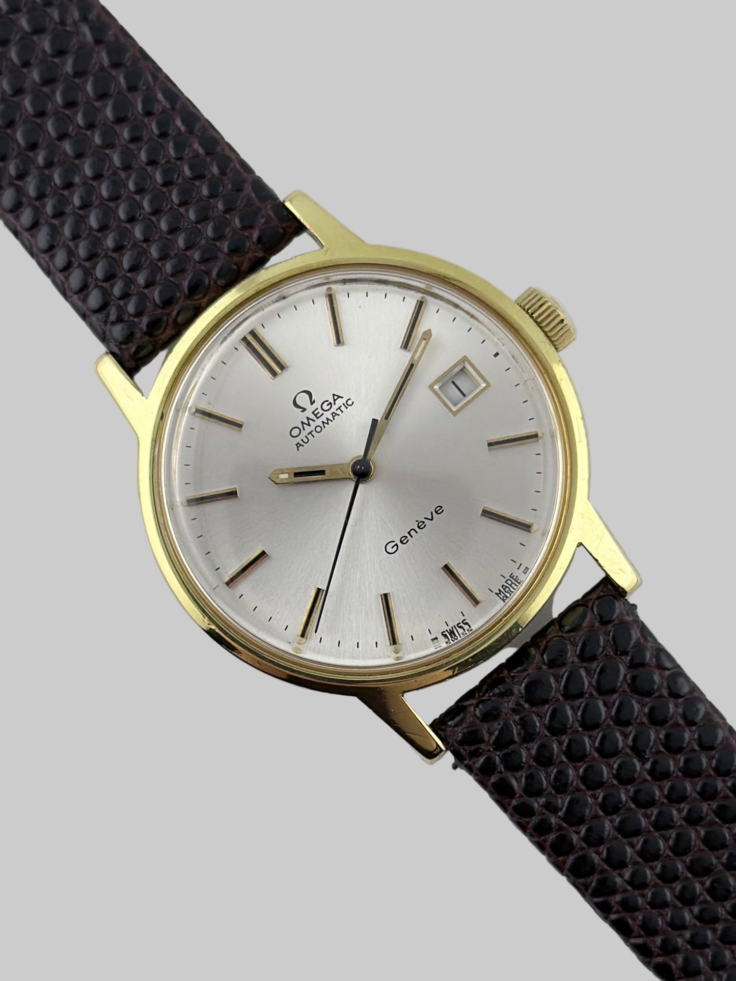 Omega Geneve Automatic Date 166.0098 - Sunbrurst Dial