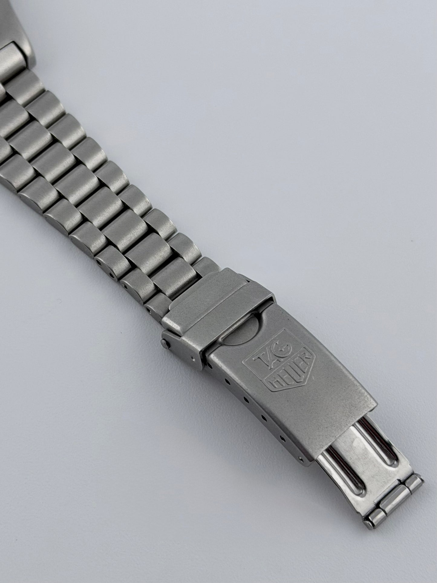 Tag Heuer Professional 200m Quartz Date - 932.215 - Ladies