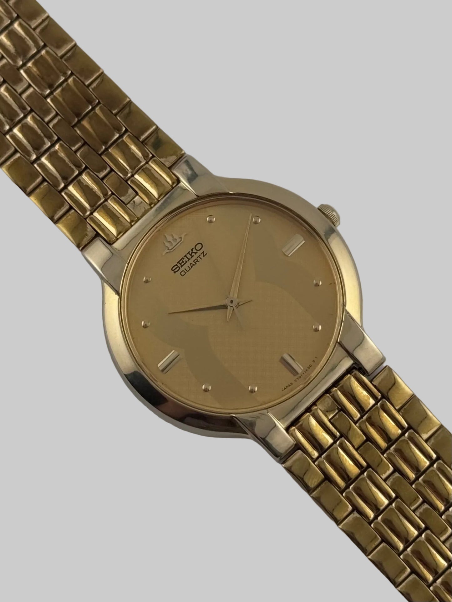 Seiko Quartz Galaxy - V701-6J20