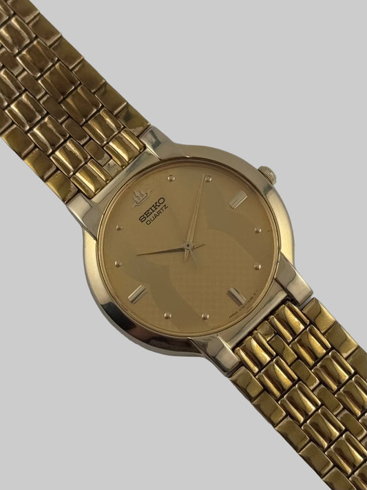 Seiko Quartz Galaxy - V701-6J20