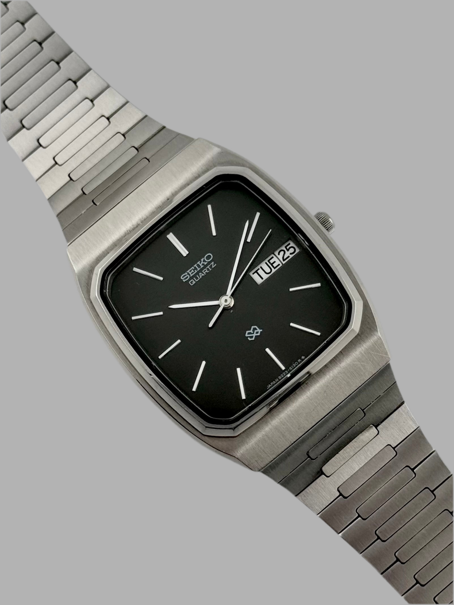 Seiko SQ Quartz - 8223-5130
