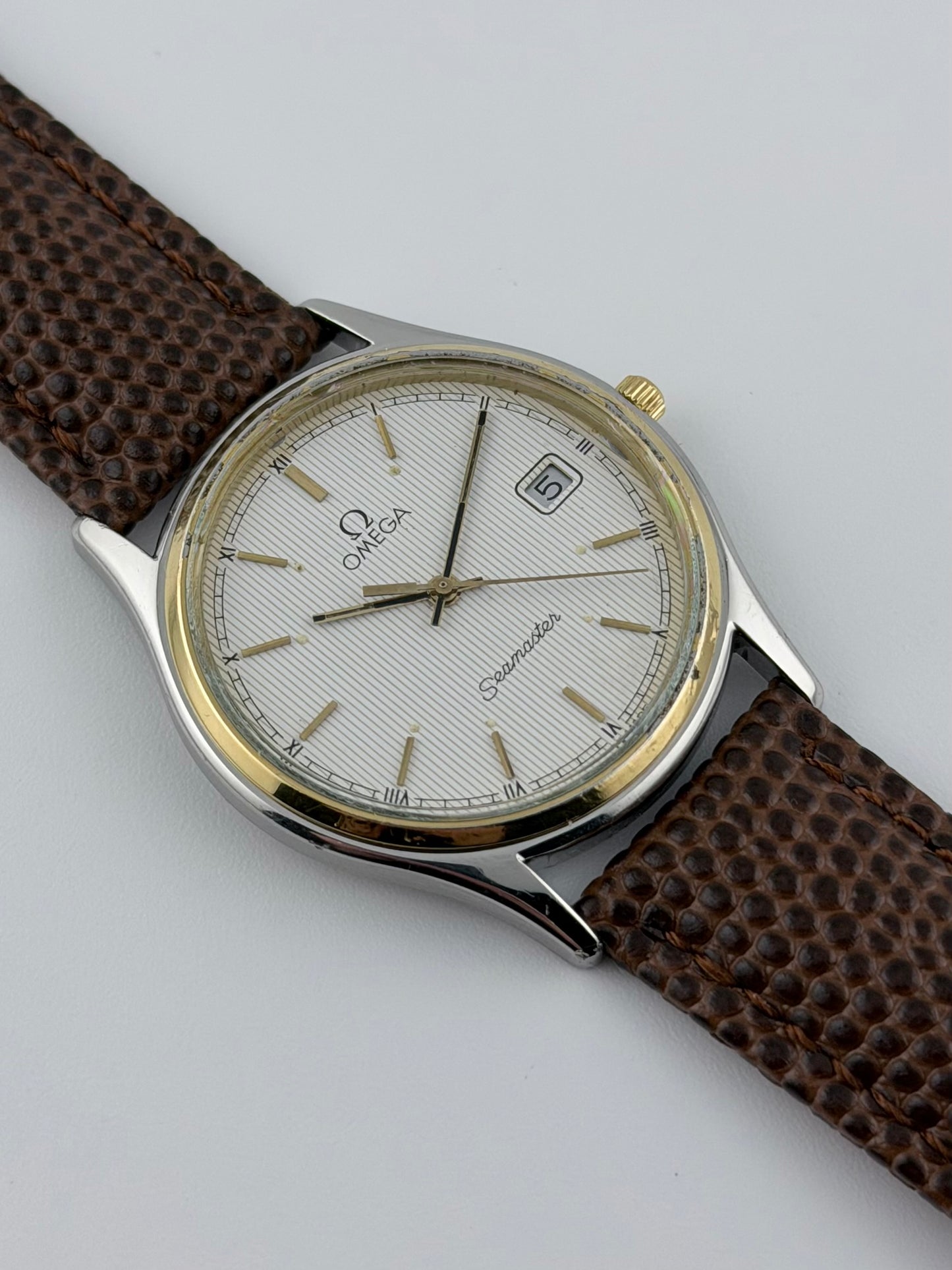 Omega Seamaster Quartz 196.0251 Linen-stripe Dial