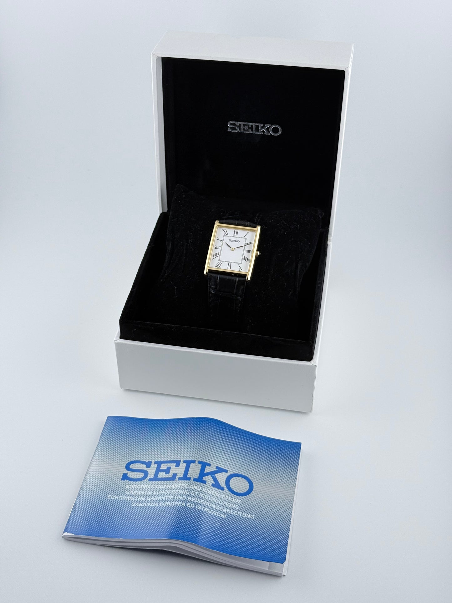 Seiko Tank Quartz 4N30-00G0