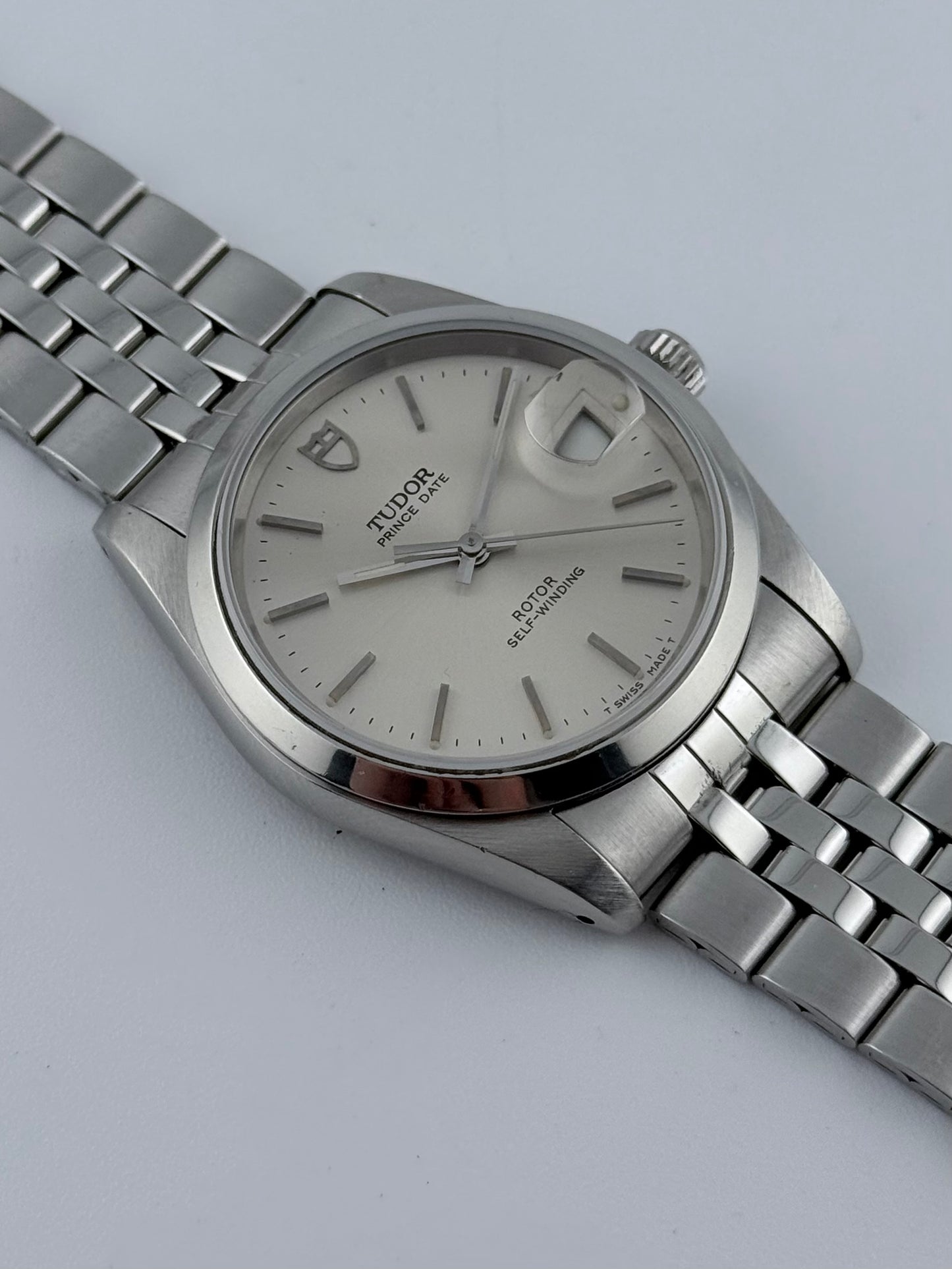Tudor Prince Date 74000 - Box and Papers
