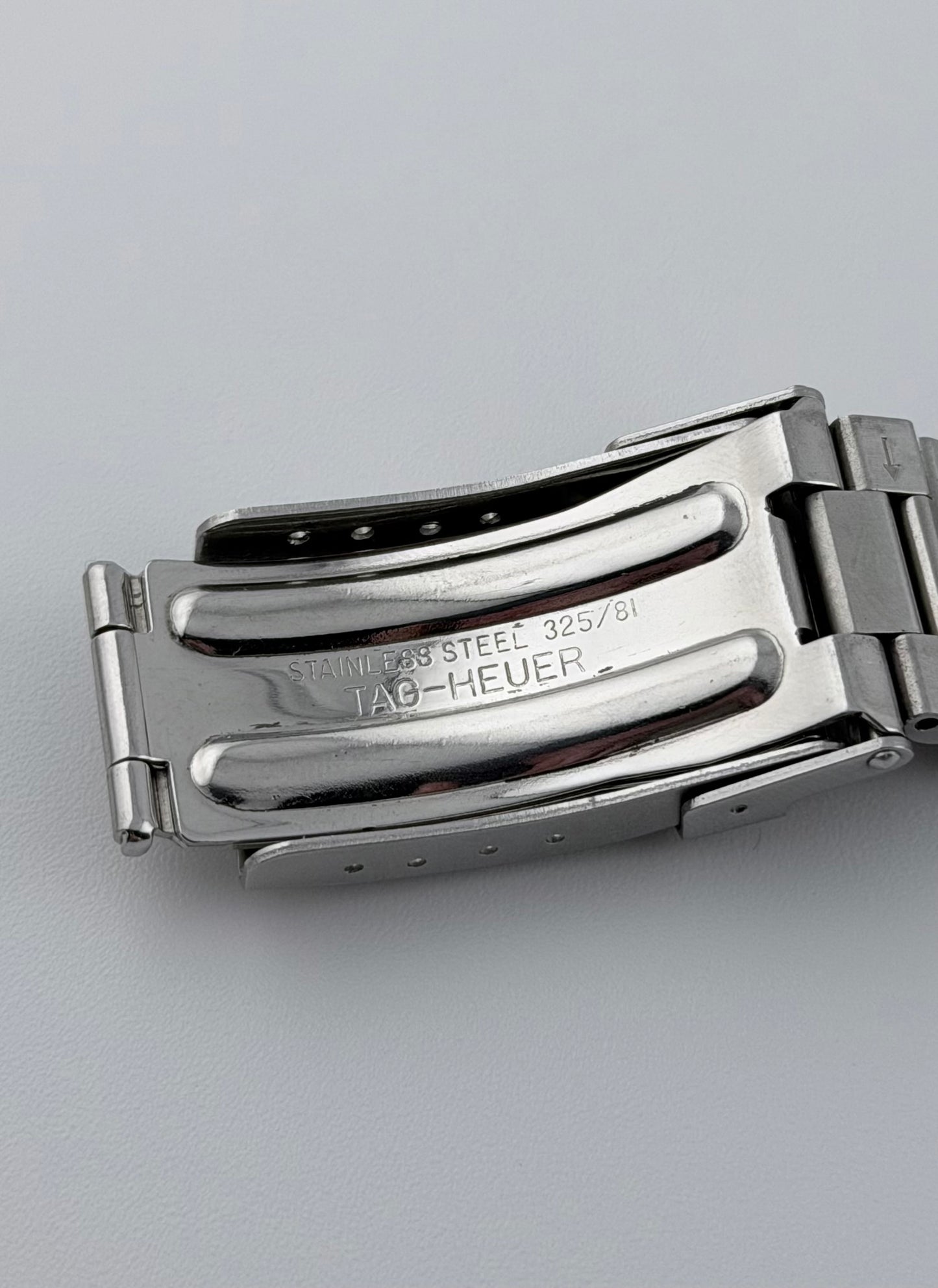 Tag Heuer 2000 Professional 200m Quartz Date - 262.206-1