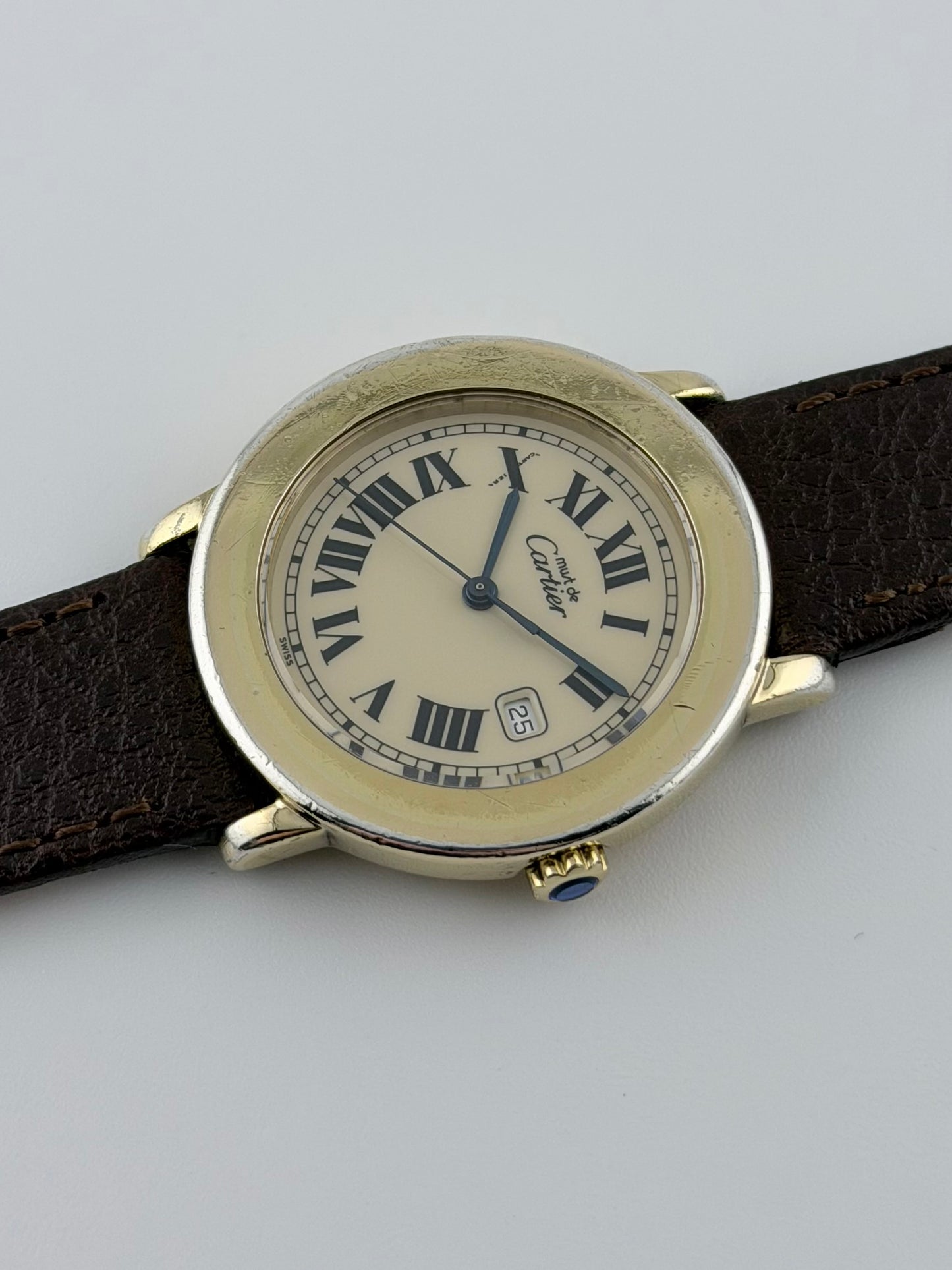 Cartier Must De Paris Ronde Quartz Date - 1800-1